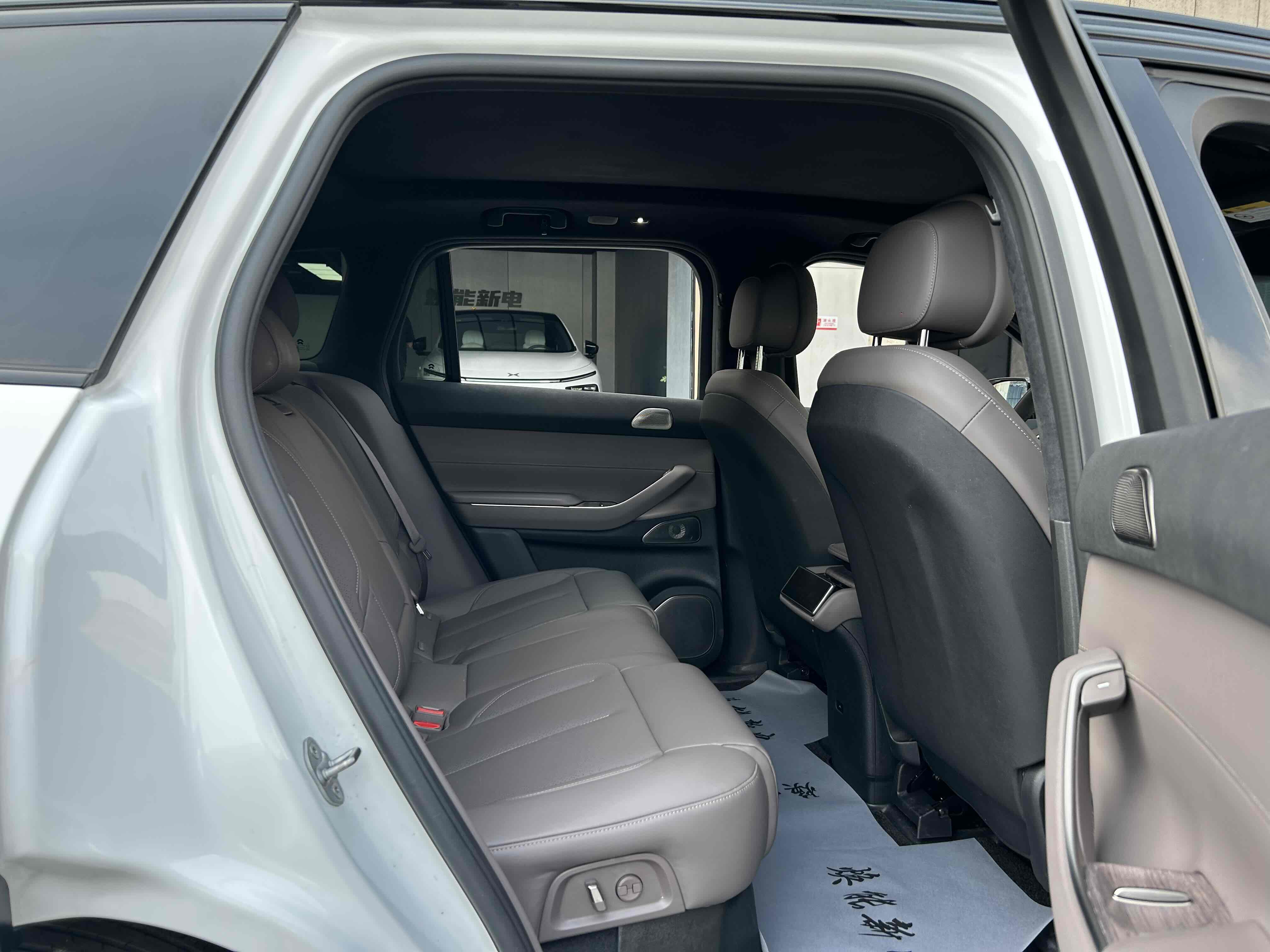蔚来 蔚来ES7 2023 汽车图片 #14