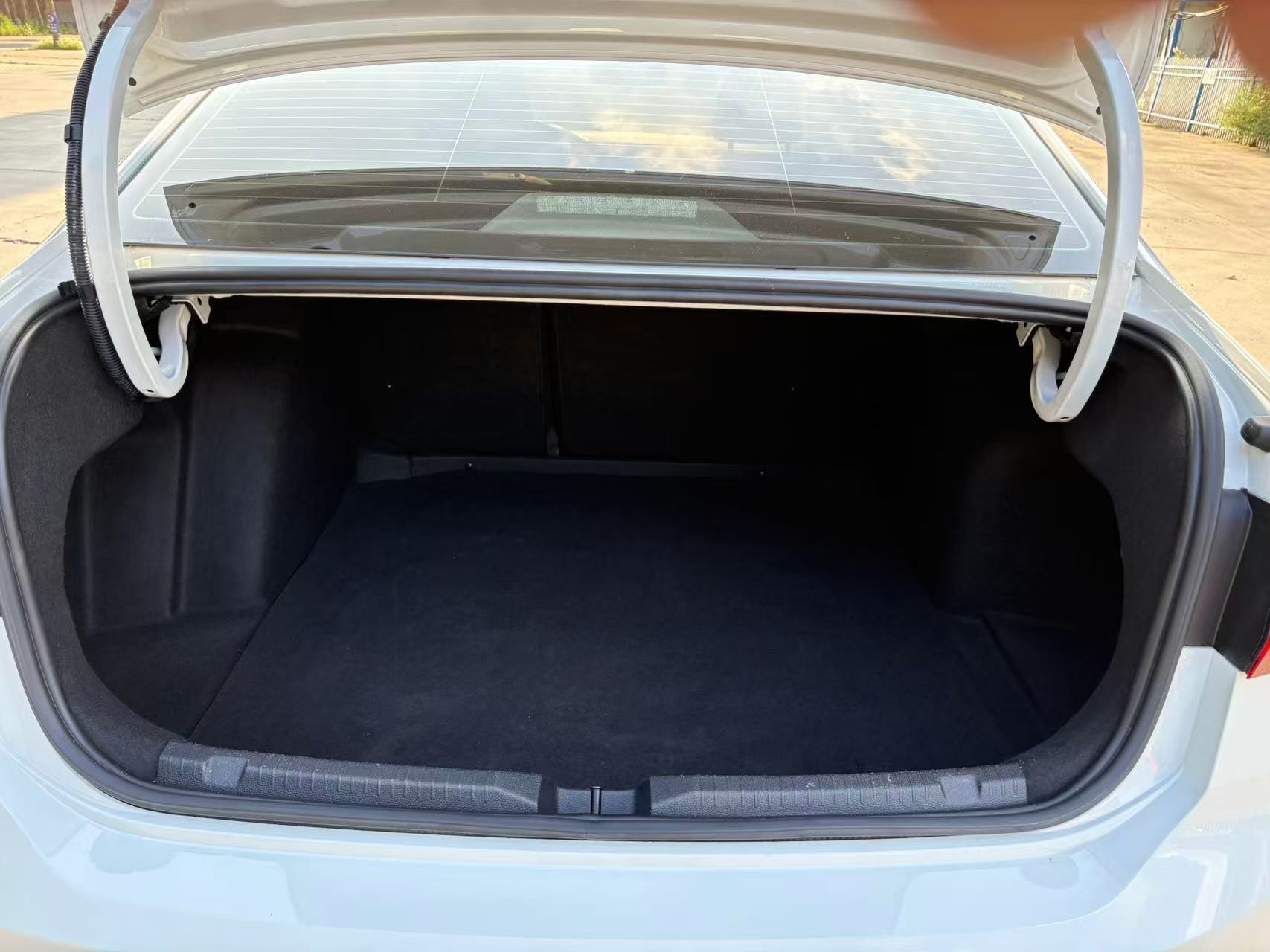 Volkswagen Lavida 2022 car image #14