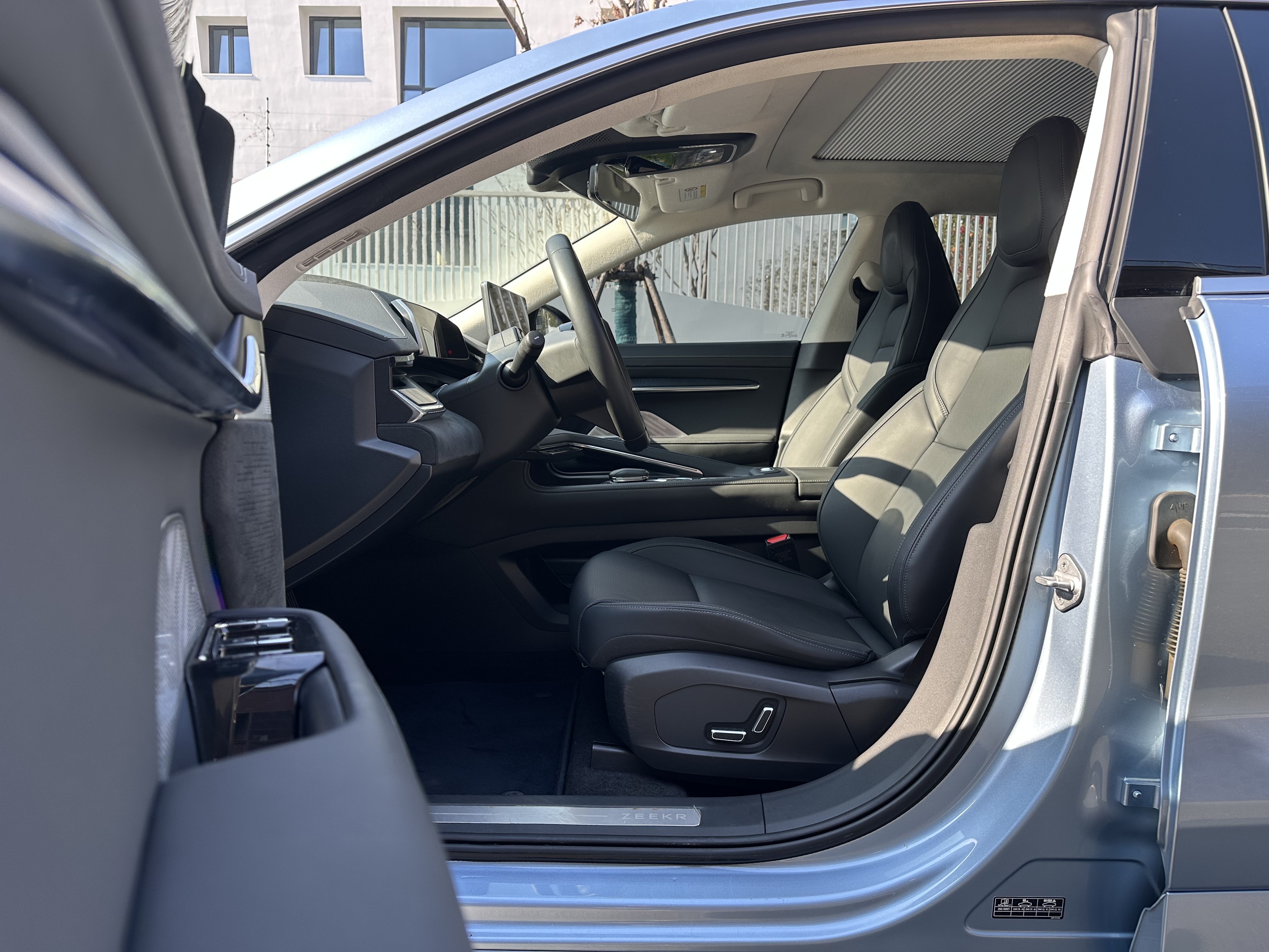 极氪 极氪001 2022 汽车图片 #14