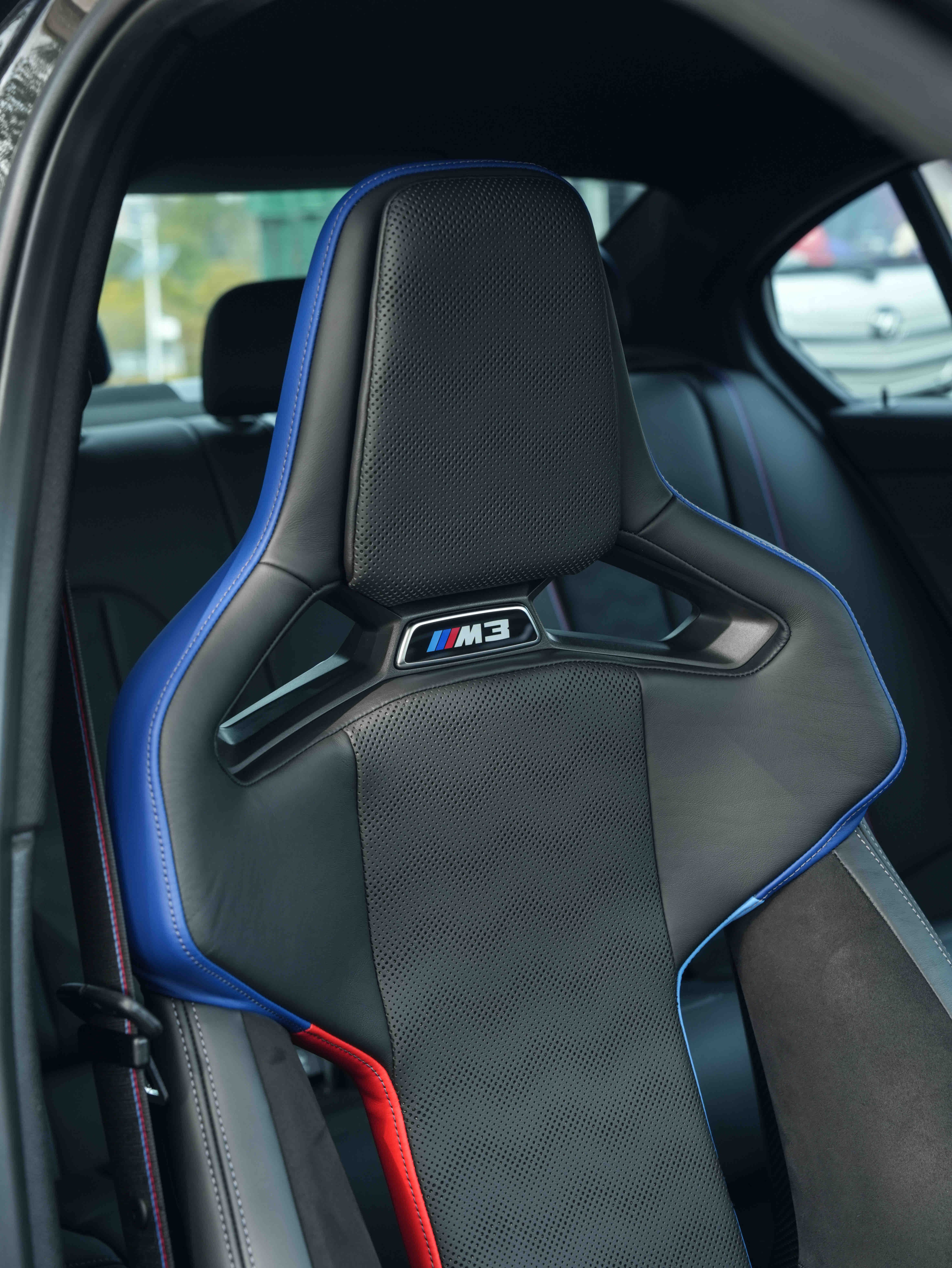 BMW M3 2024 immagine di auto #14