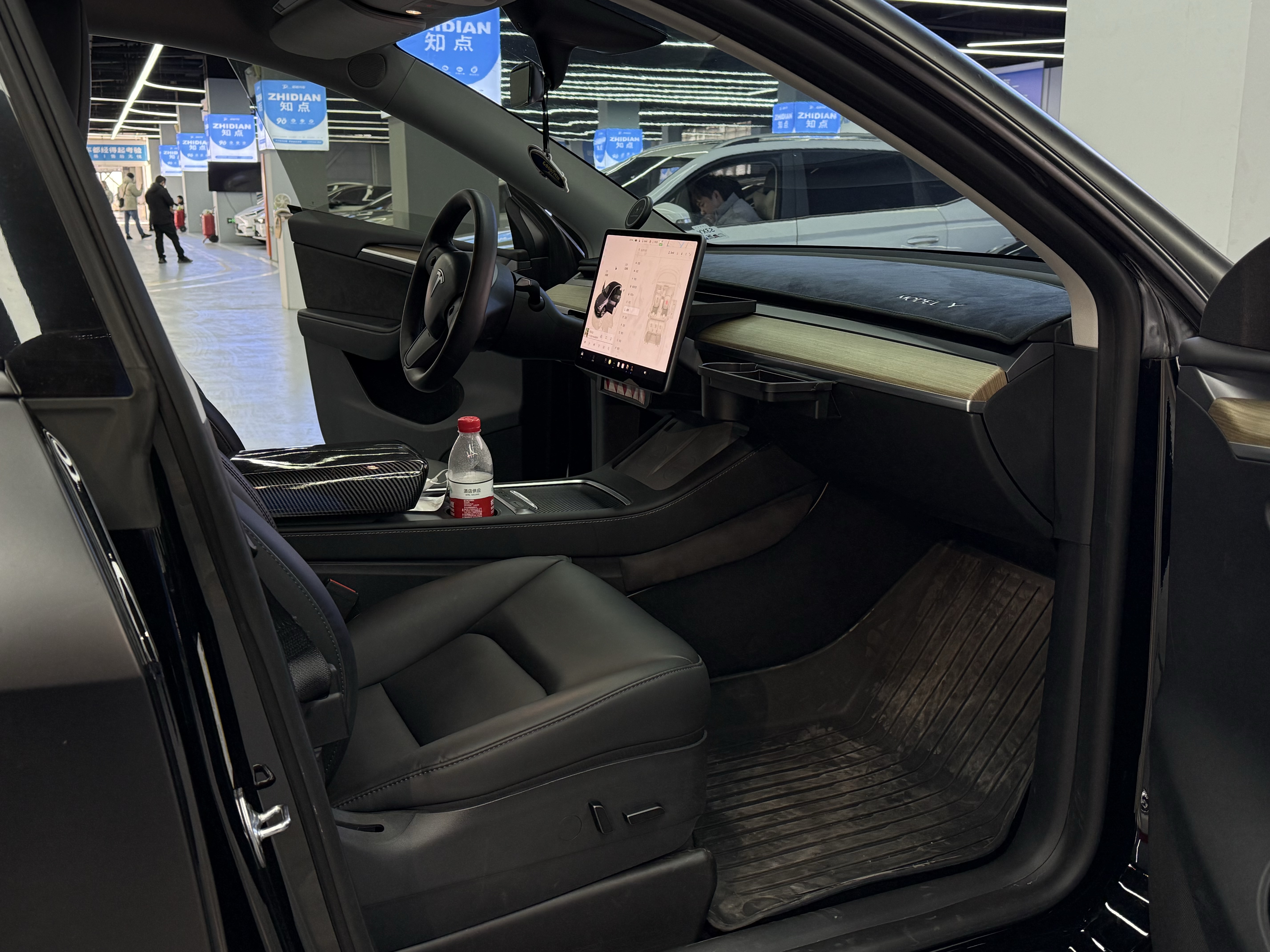 特斯拉 Model Y 2022 汽车图片 #14