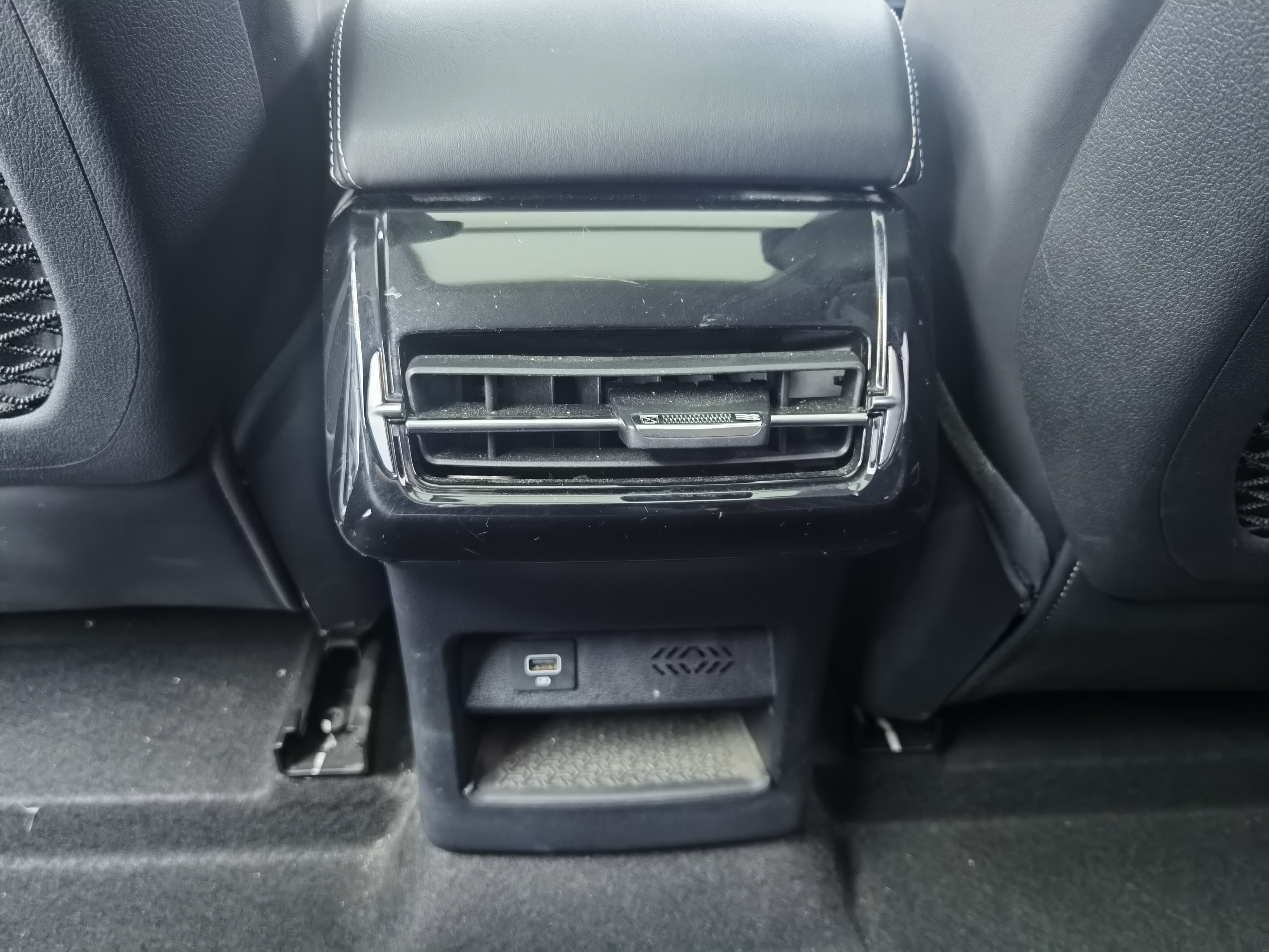 Neta U 2022 изображение автомобиля #14