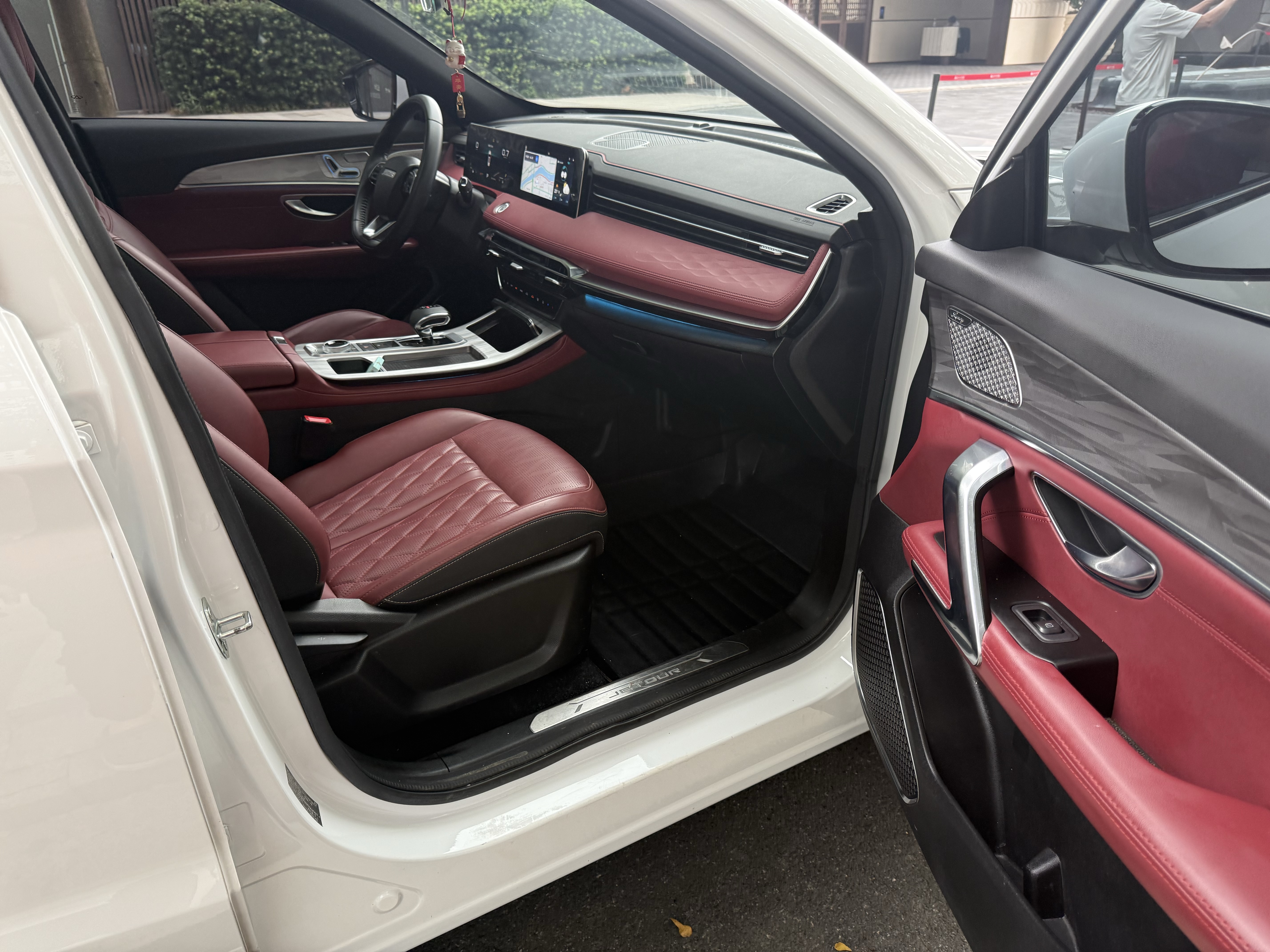 X70 PLUS 2023 #14 X70 PLUS 2023 car image #14