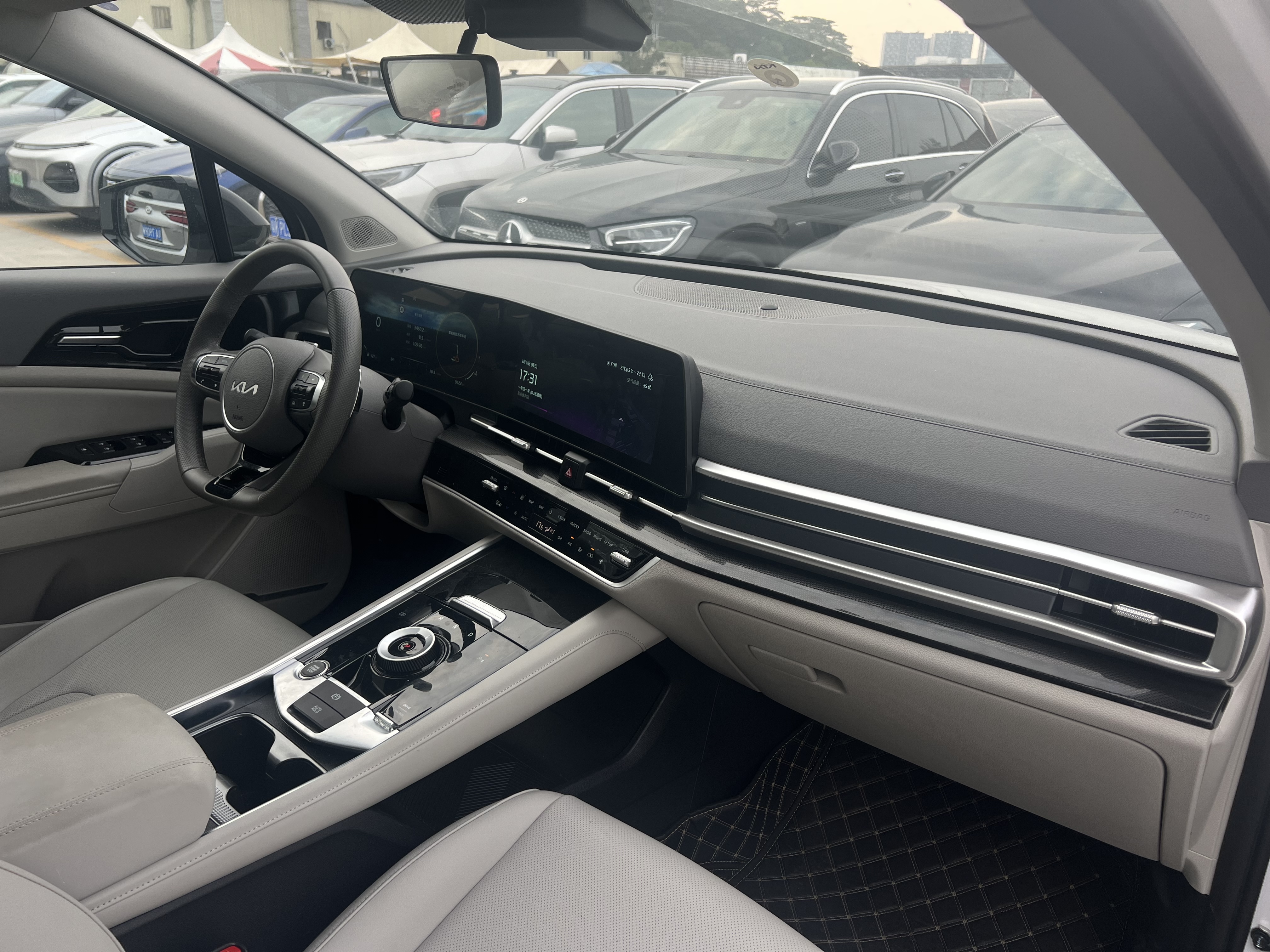 起亚 狮铂拓界 2025 汽车图片 #14