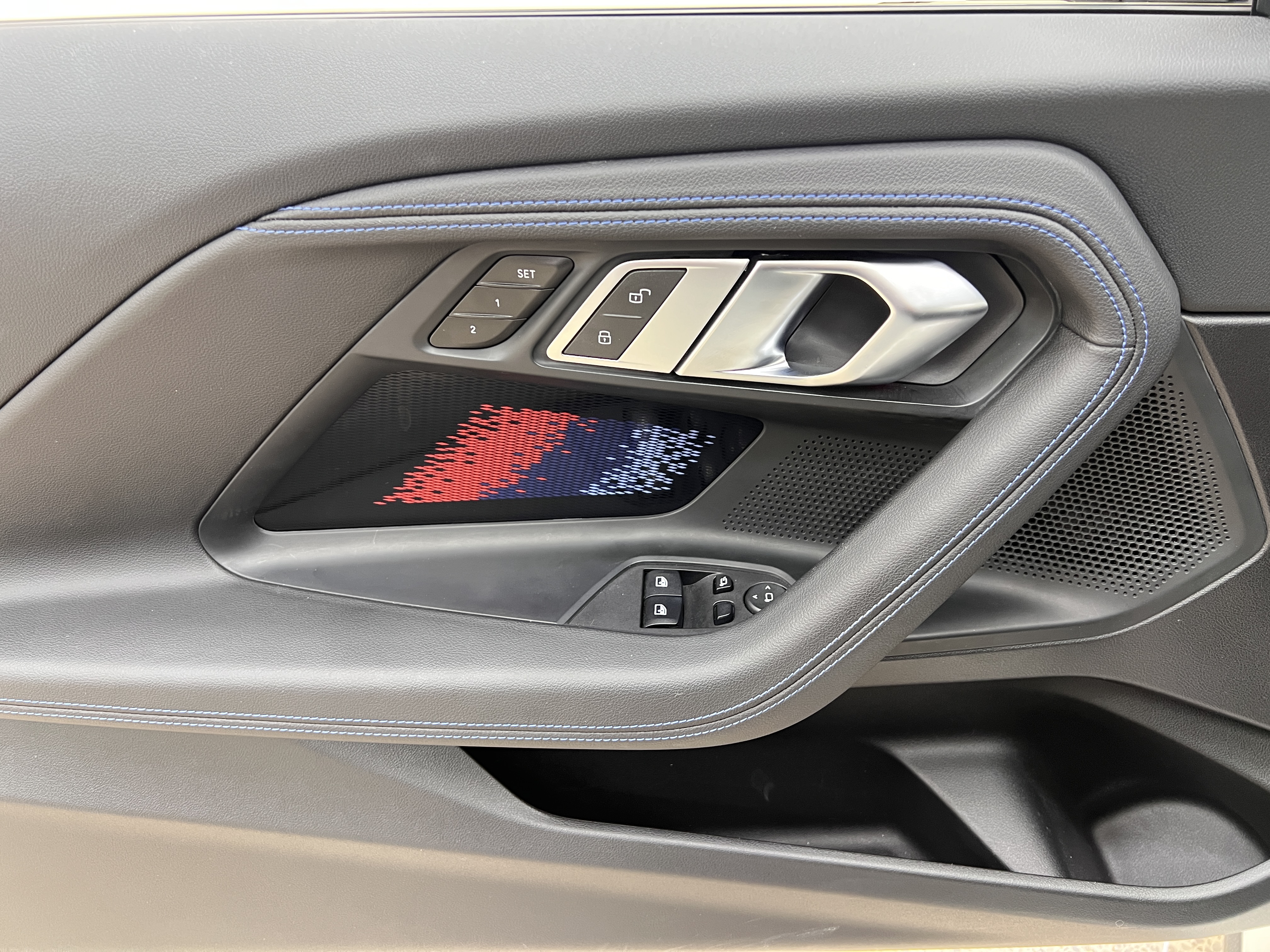 BMW M2 2023 immagine di auto #14