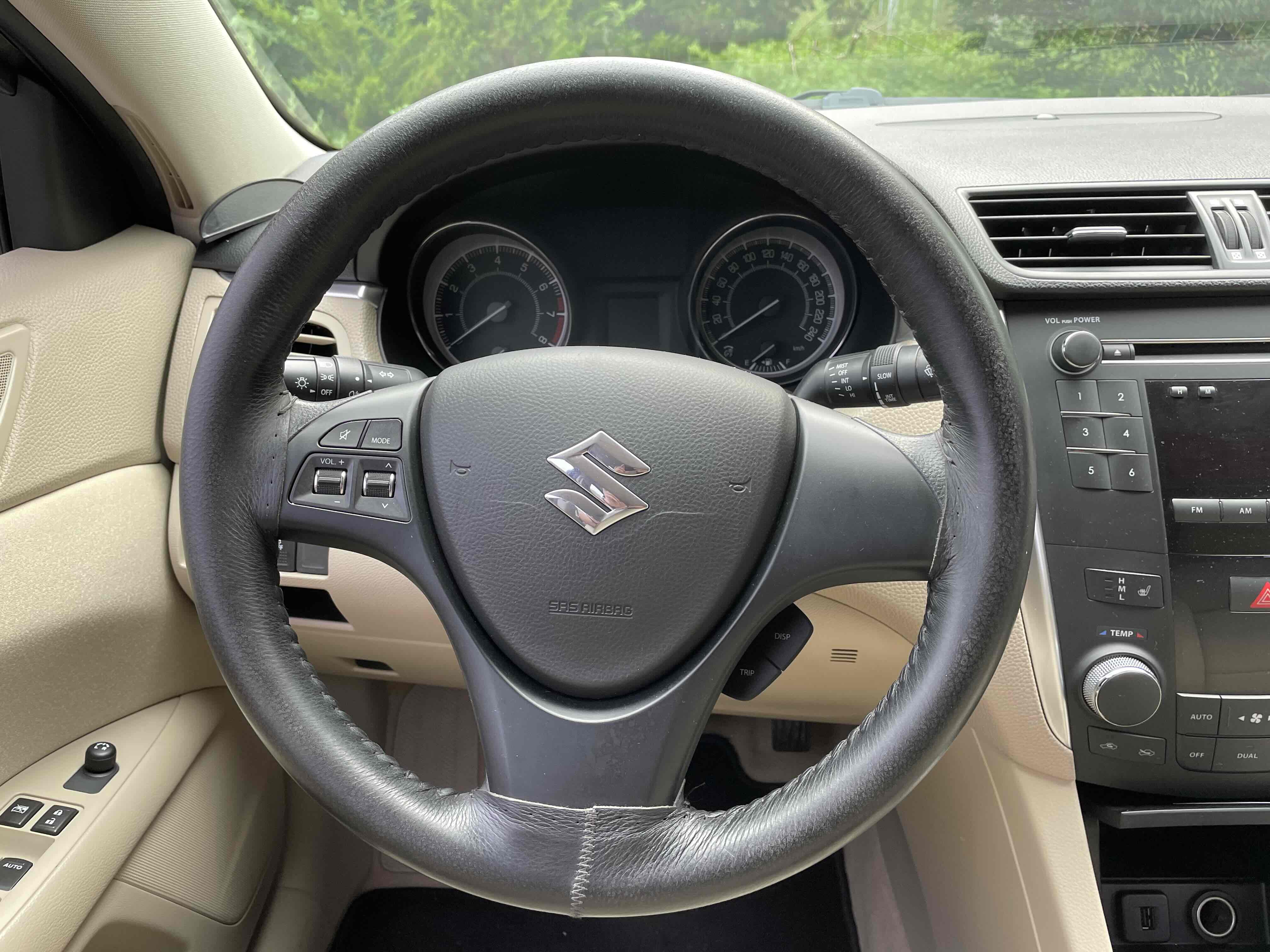 Suzuki Kizashi 2013 immagine di auto #14