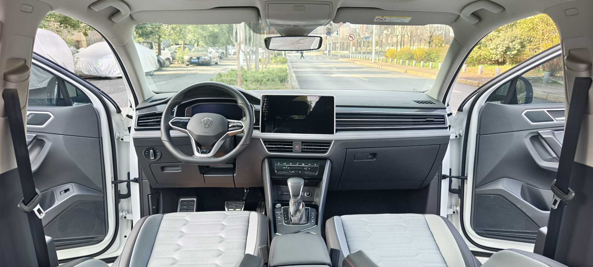 Volkswagen Tiguan X 2024 car image #14