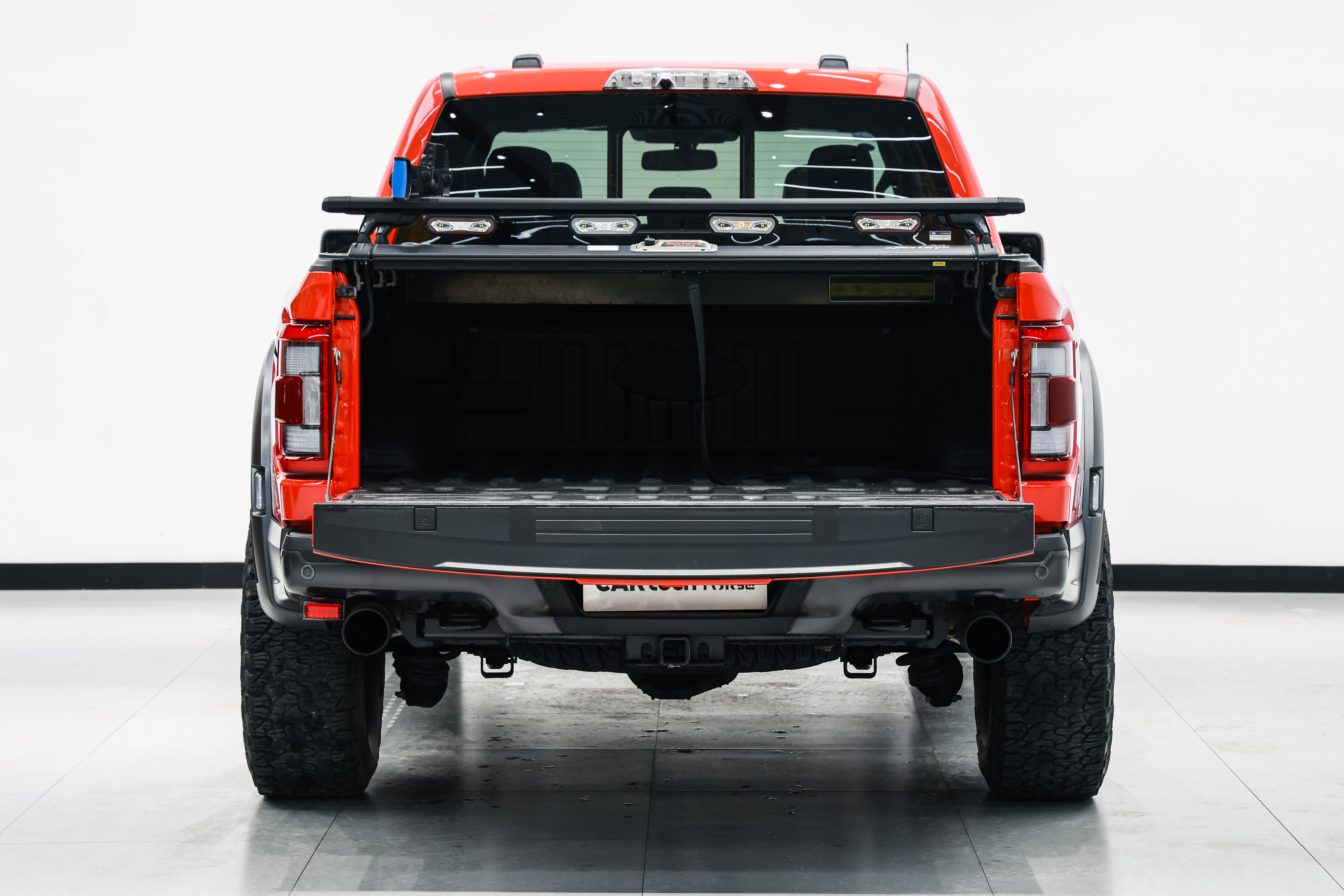 Ford F-150 Raptor 2023 car image #14