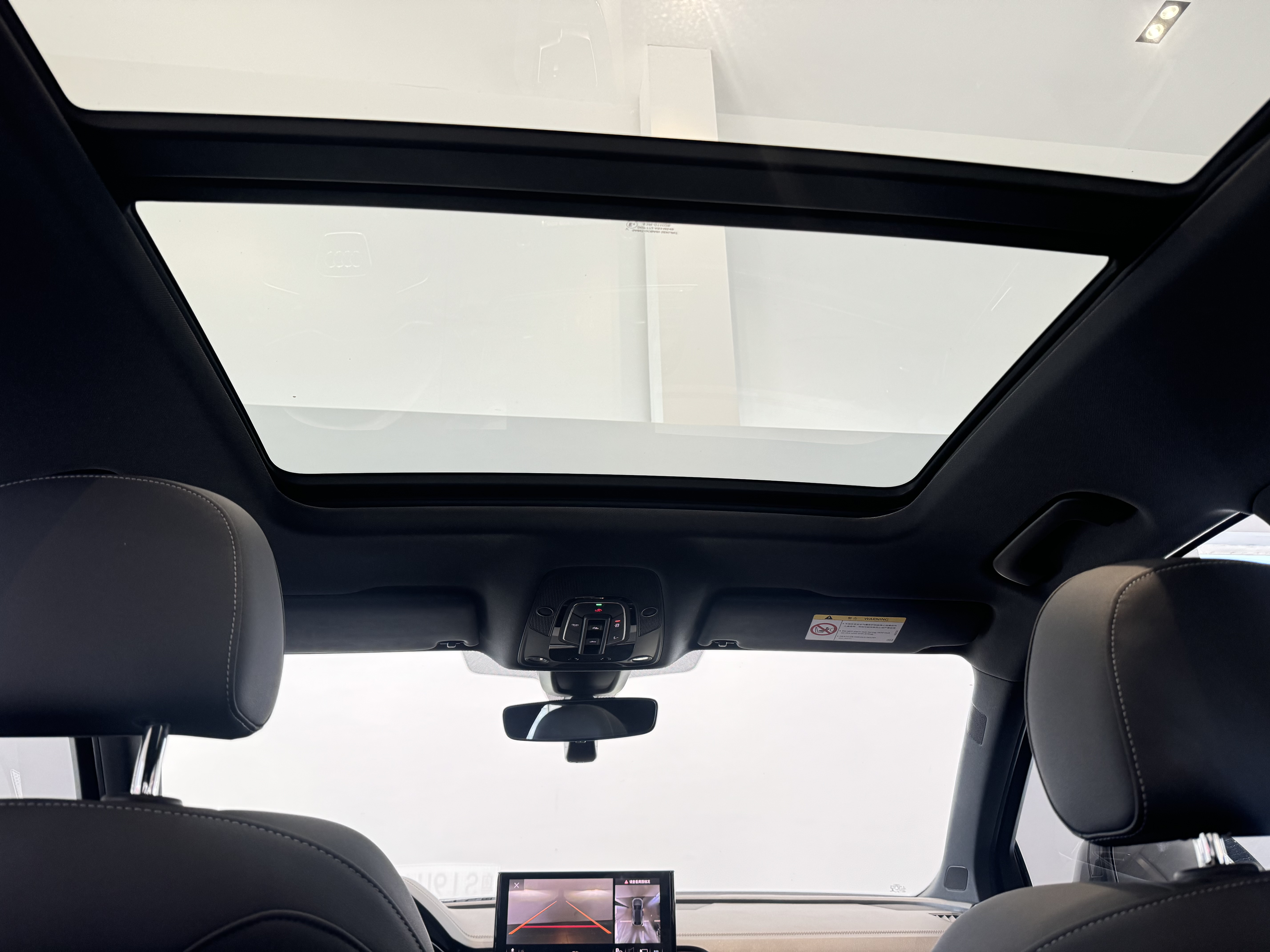 Audi Q5L Sportback 2023 immagine di auto #14