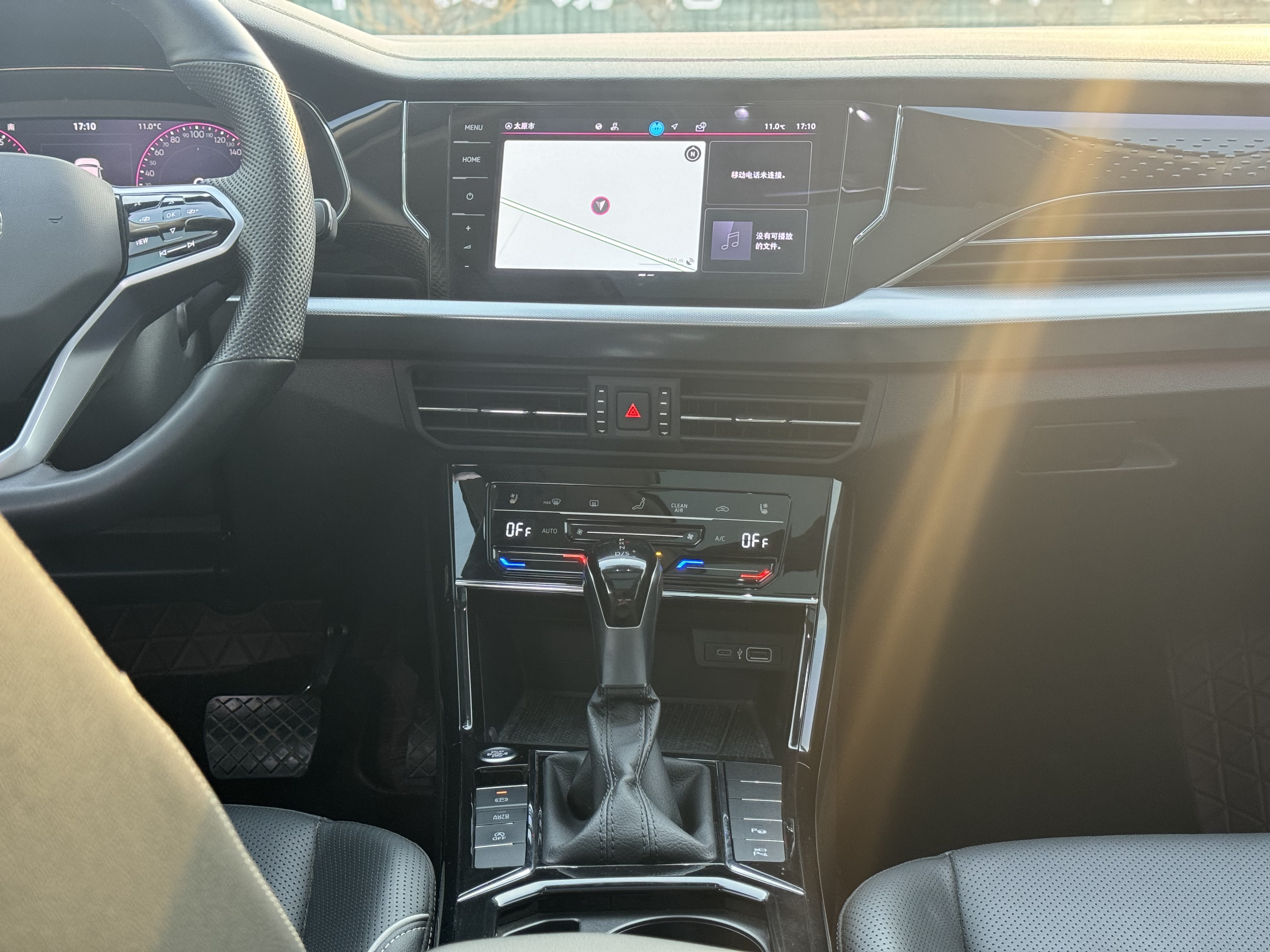 Volkswagen Passat 2023 immagine di auto #14