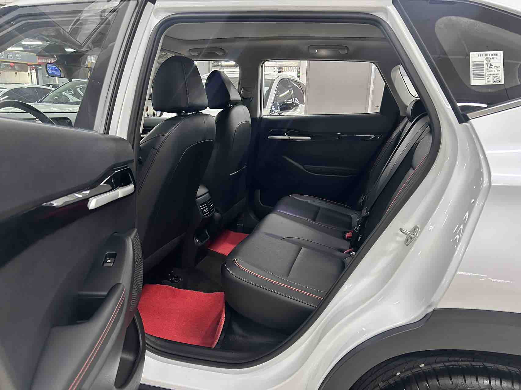 Kia Seltos 2025 imagen de coche #14