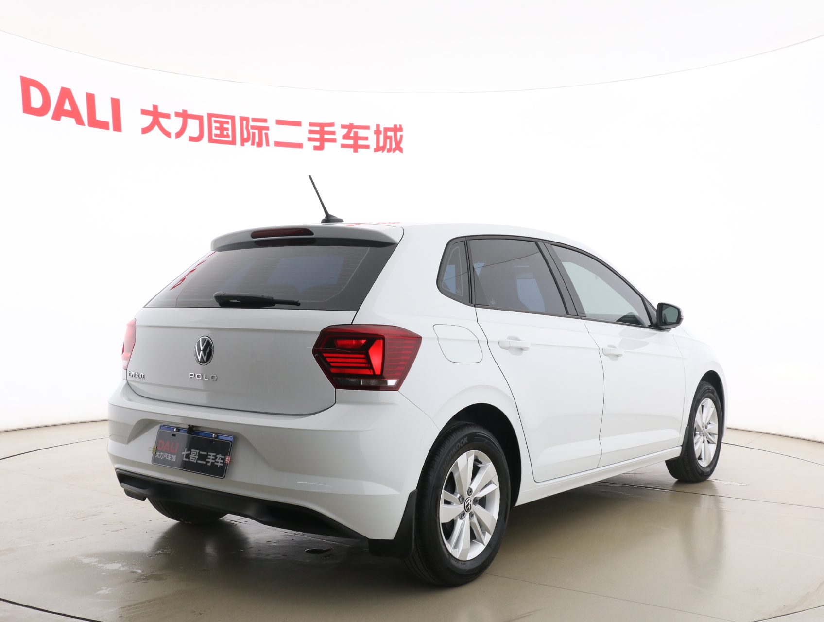 Volkswagen Polo 2023 car image #14