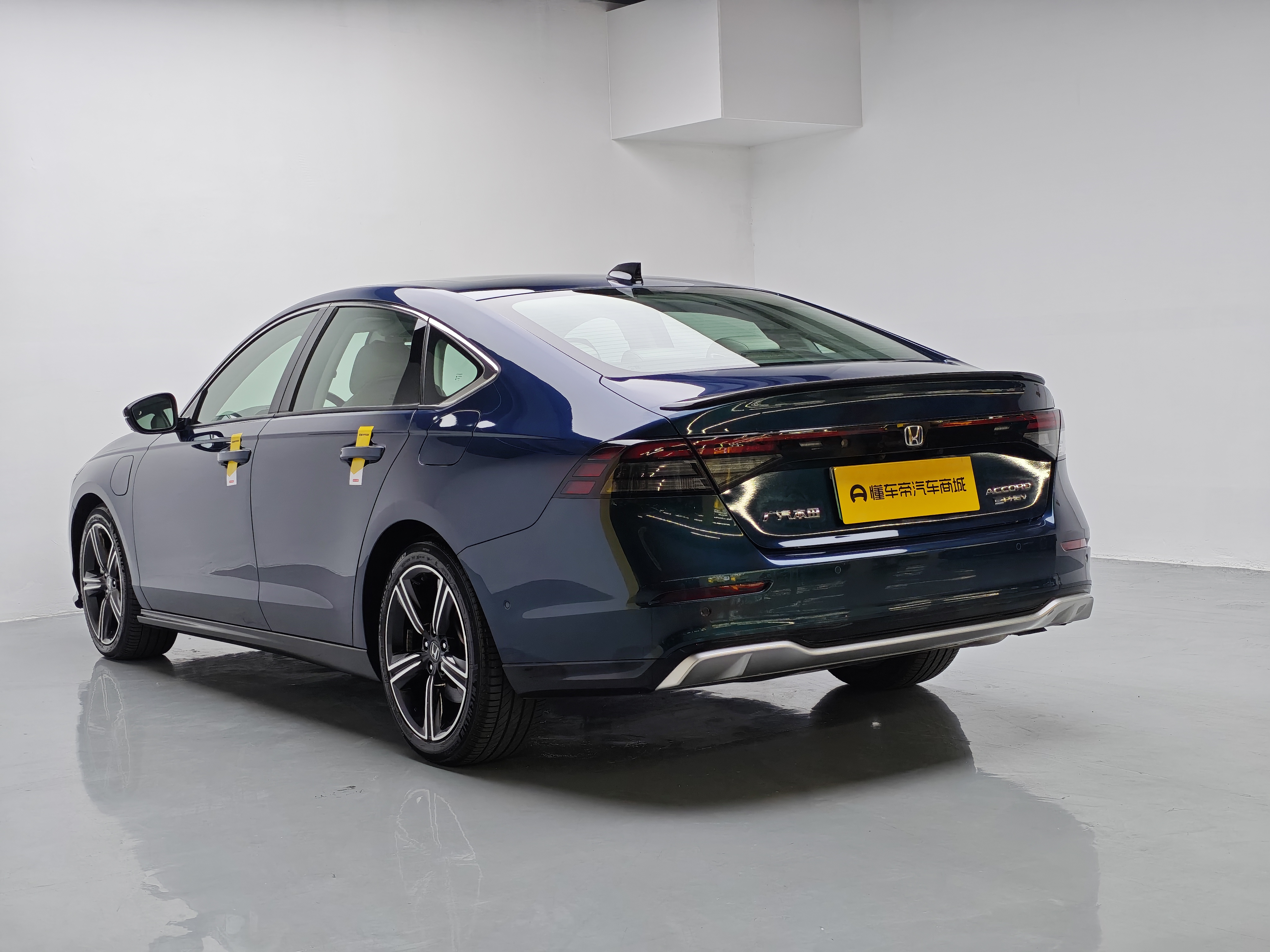 Honda Accord New Energy 2023 car image #14