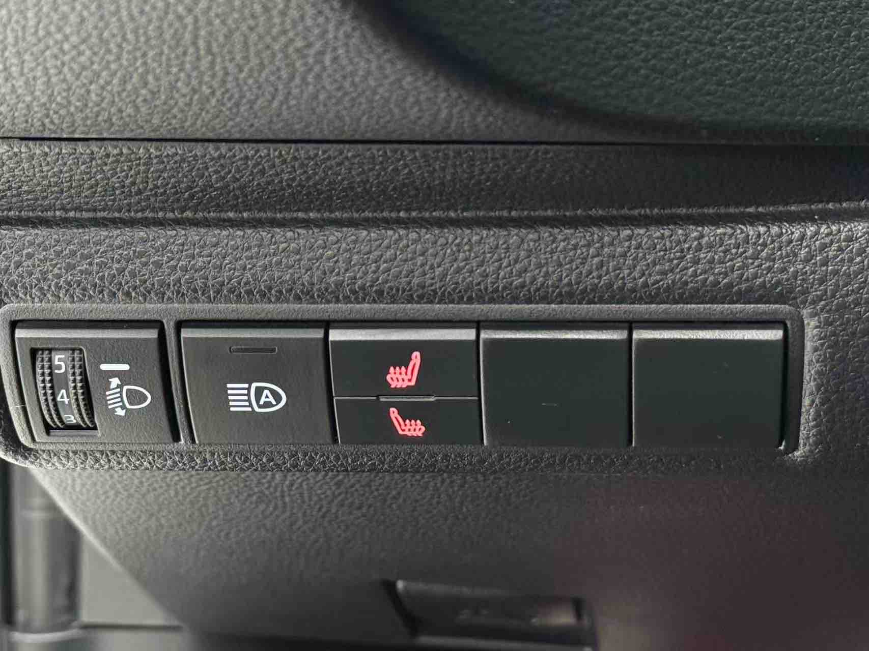 Toyota Corolla 2023 car image #14