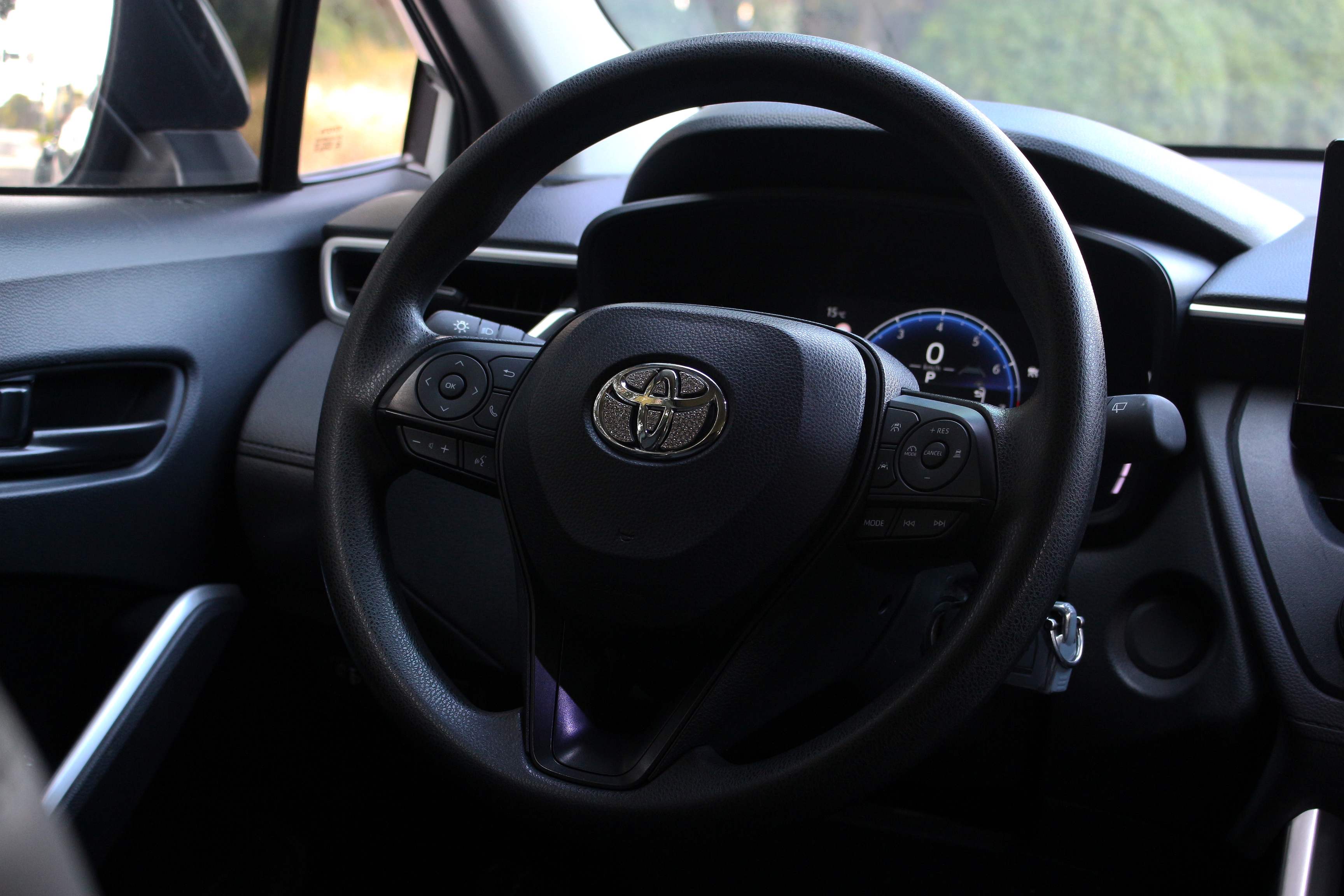 Toyota Corolla Cross 2023 immagine di auto #14