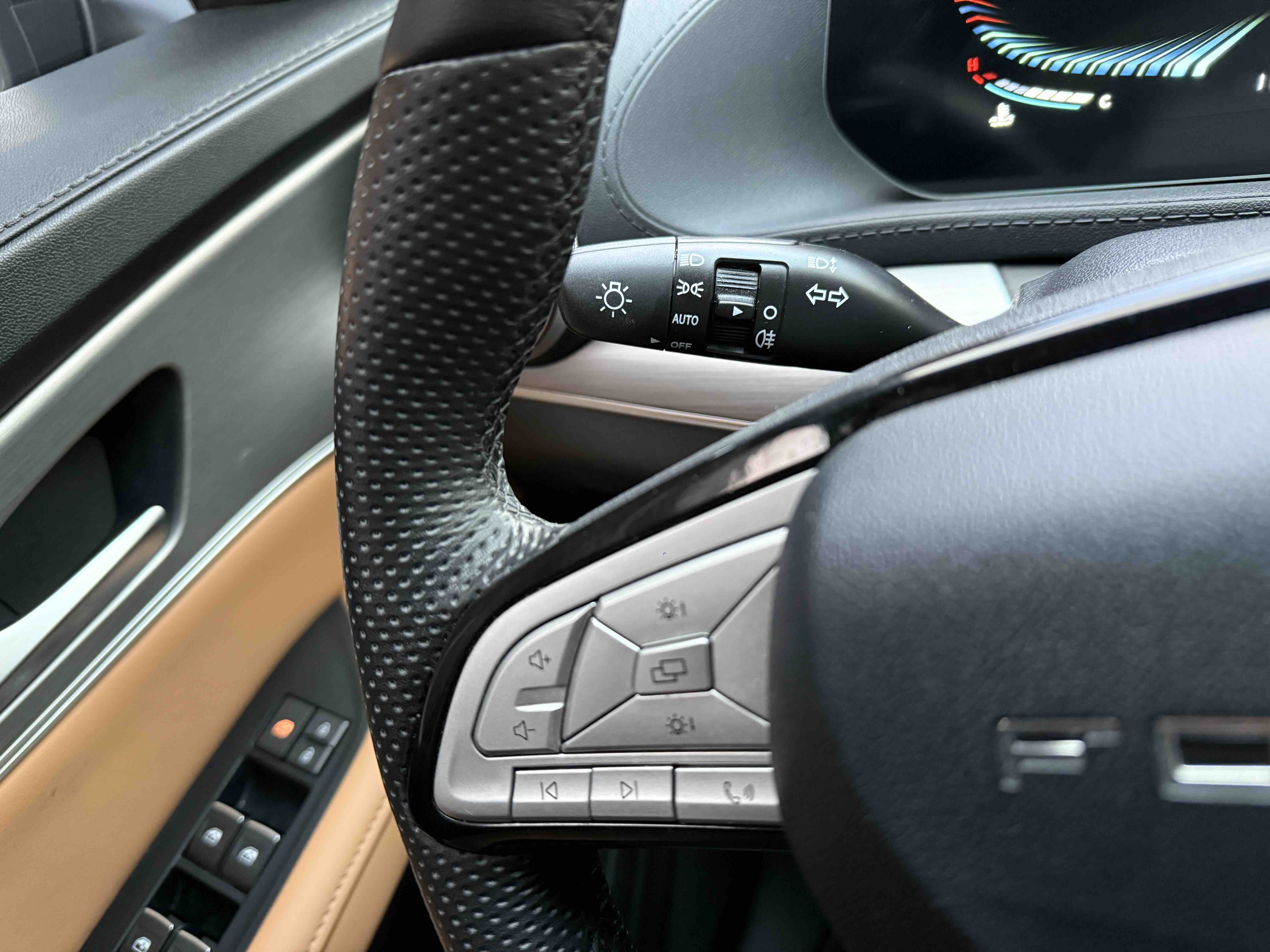 T5 EVO 2024 car image #14
