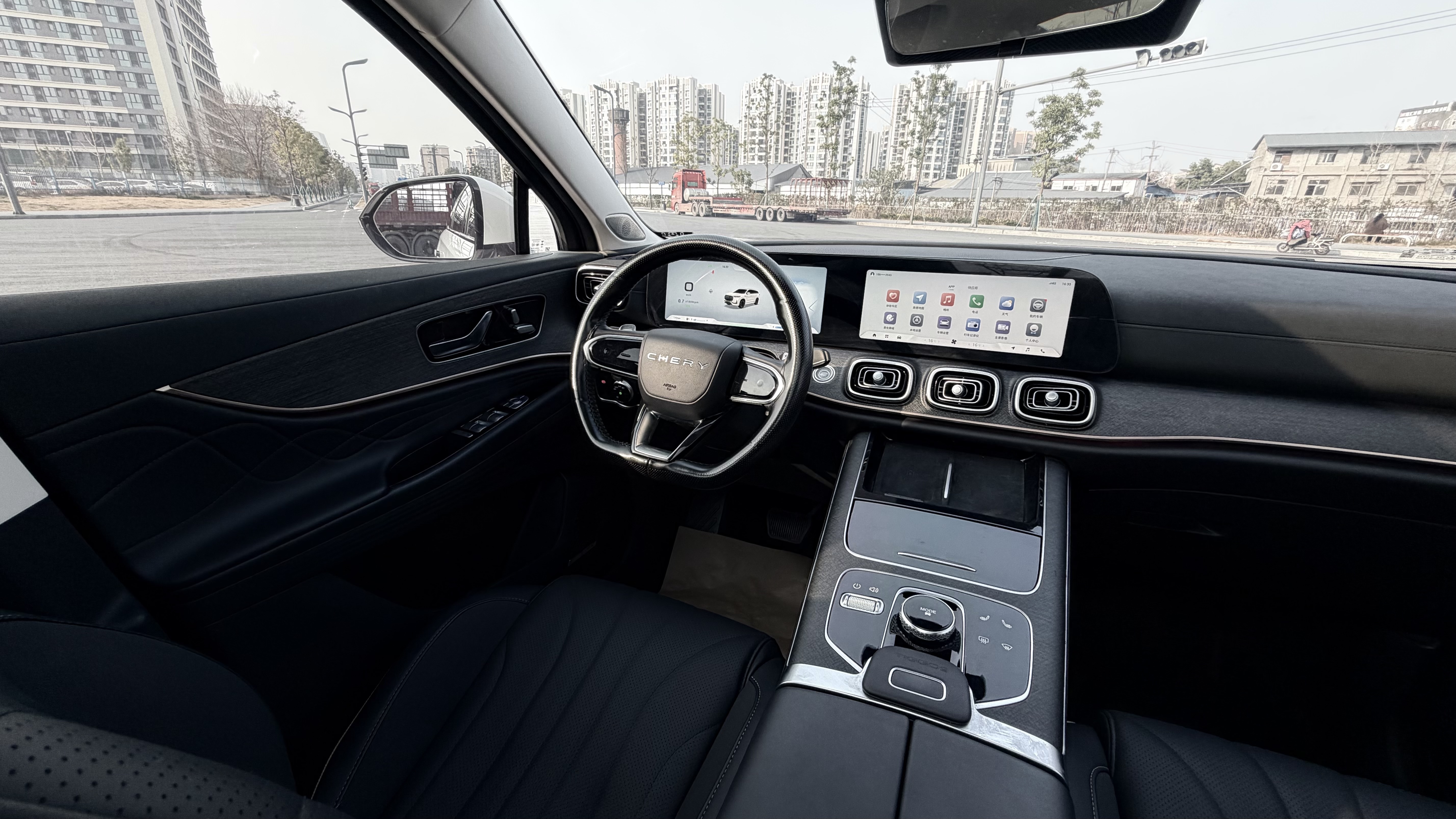 Chery Tiggo 9 2023 car image #14