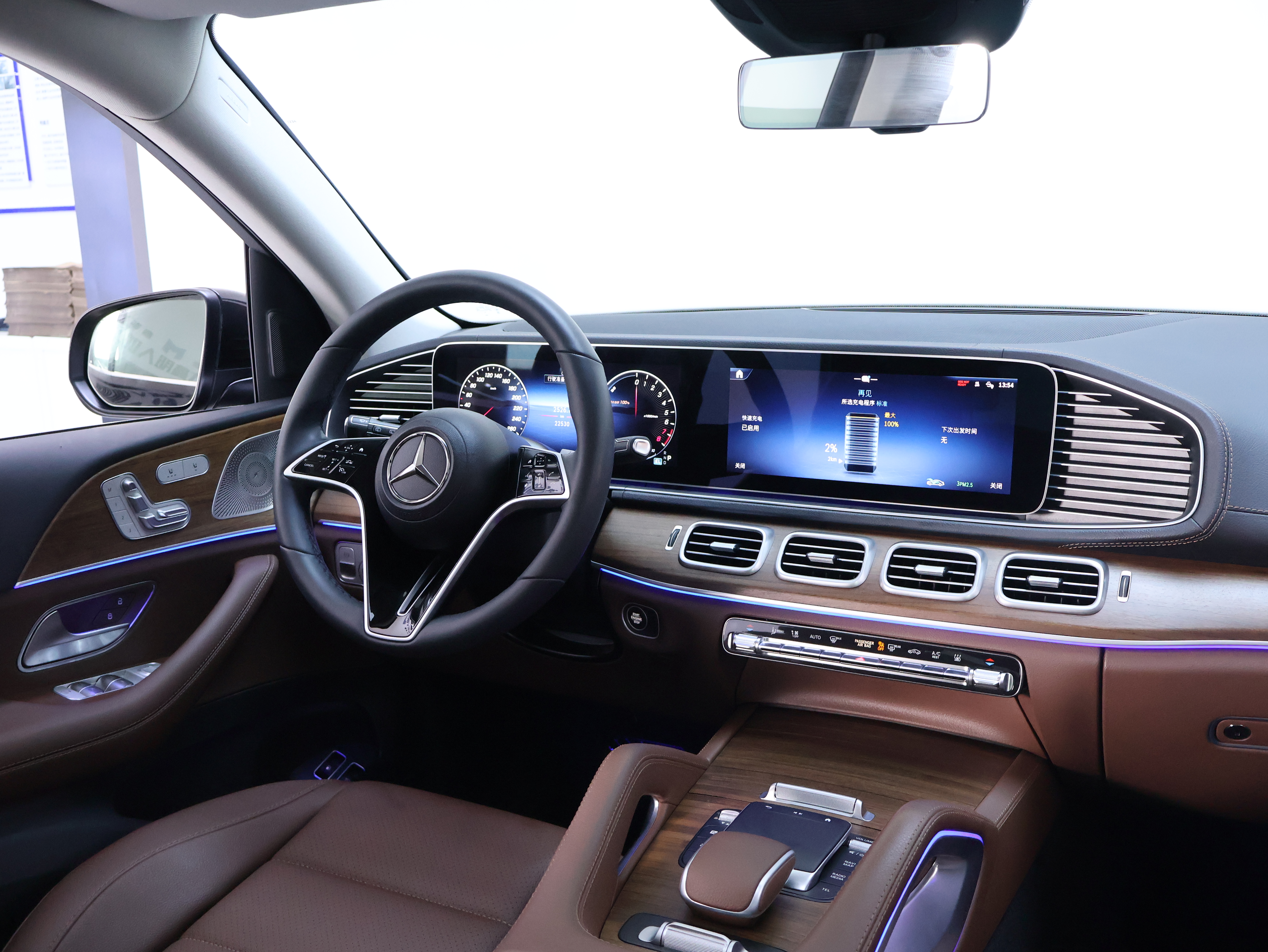 Mercedes-Benz GLE Class New Energy 2023 car image #14