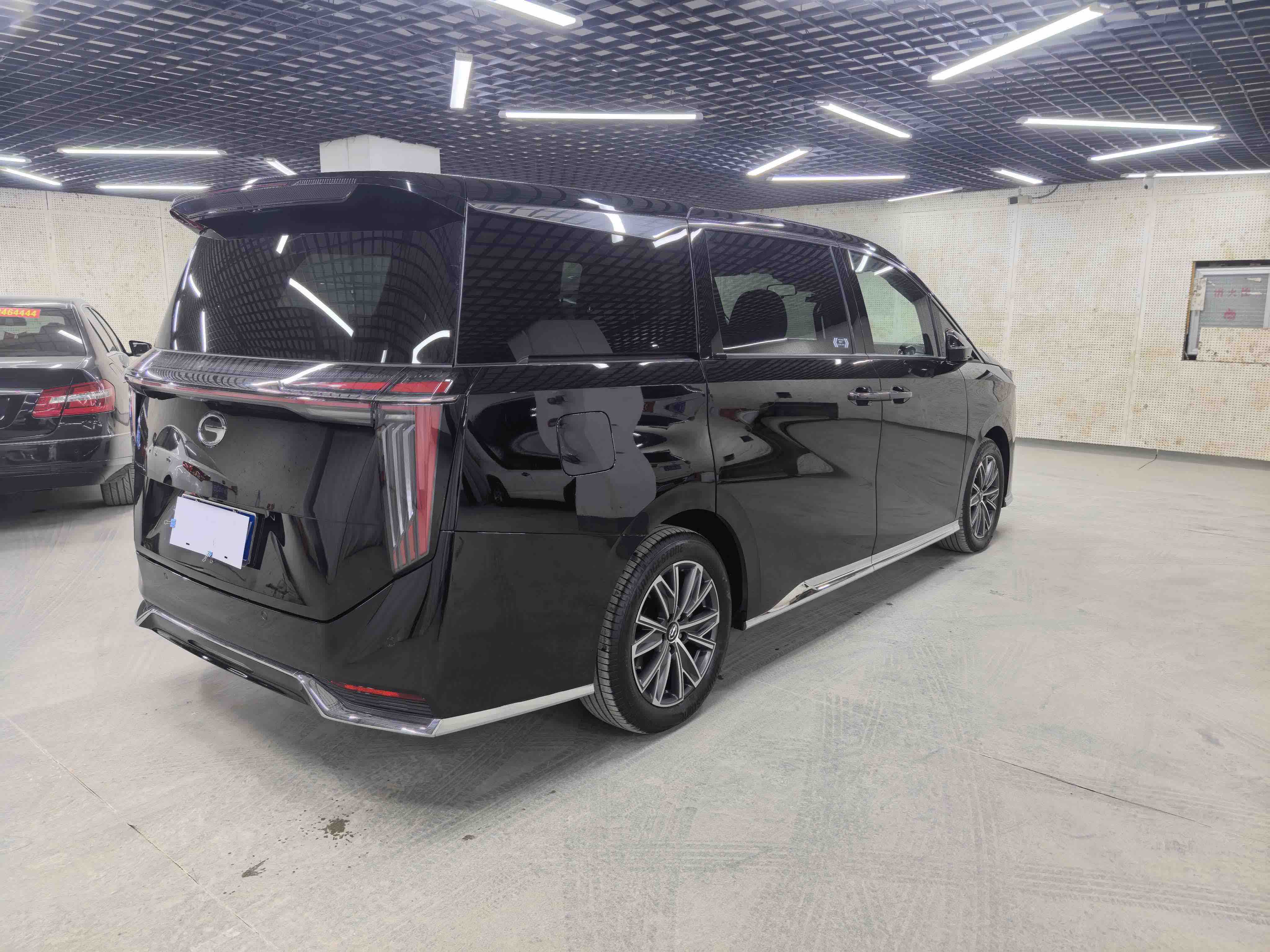 广汽传祺 传祺M8 2025 汽车图片 #14