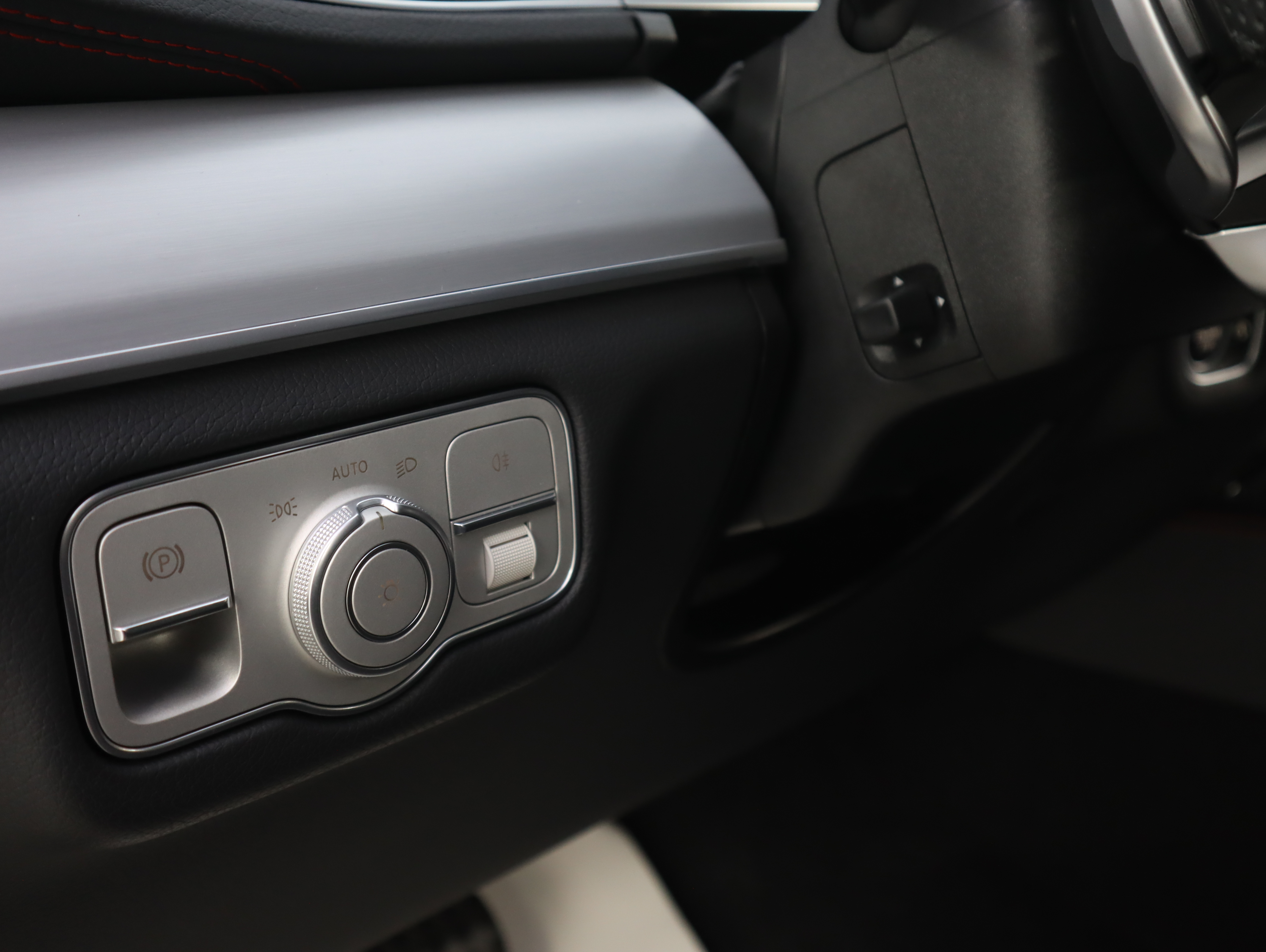 Mercedes-Benz GLE AMG 2024 #14 Mercedes-Benz GLE AMG 2024 car image #14