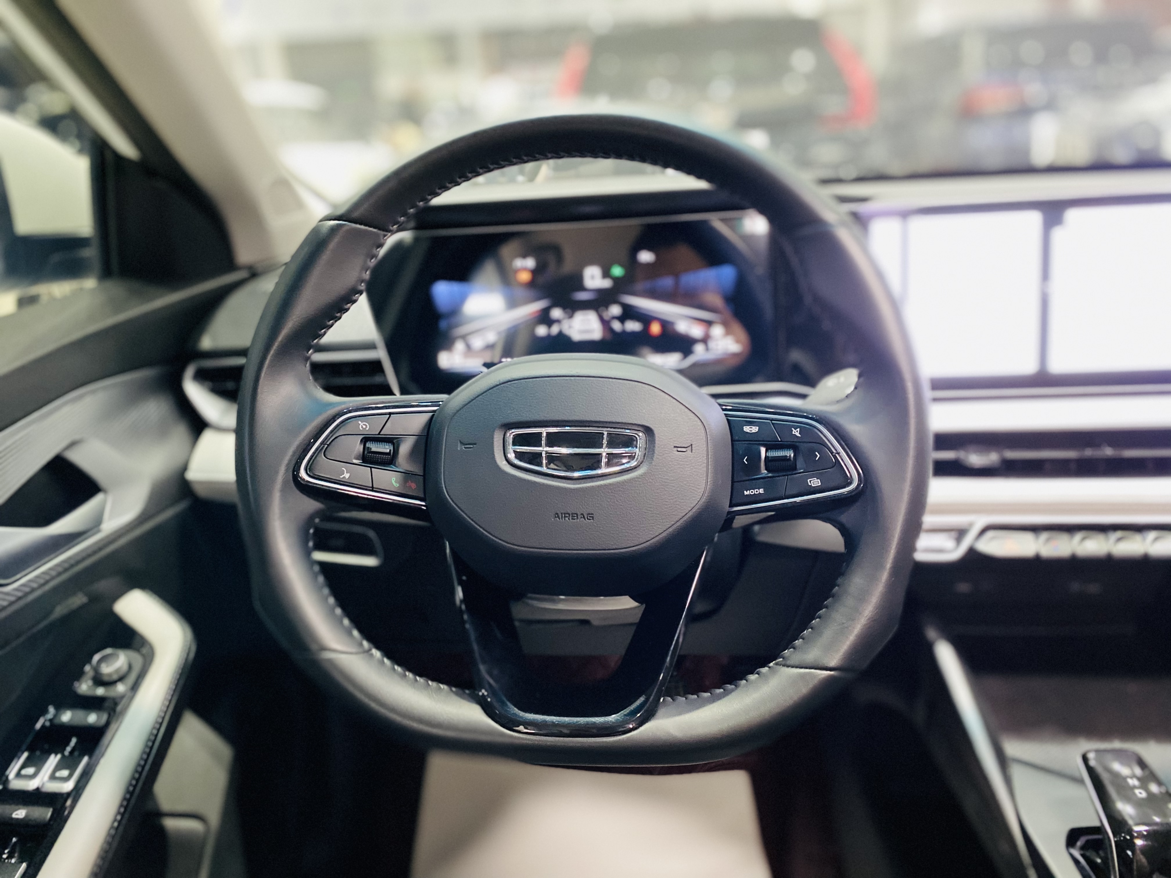 GEELY Binray 2024 immagine di auto #14