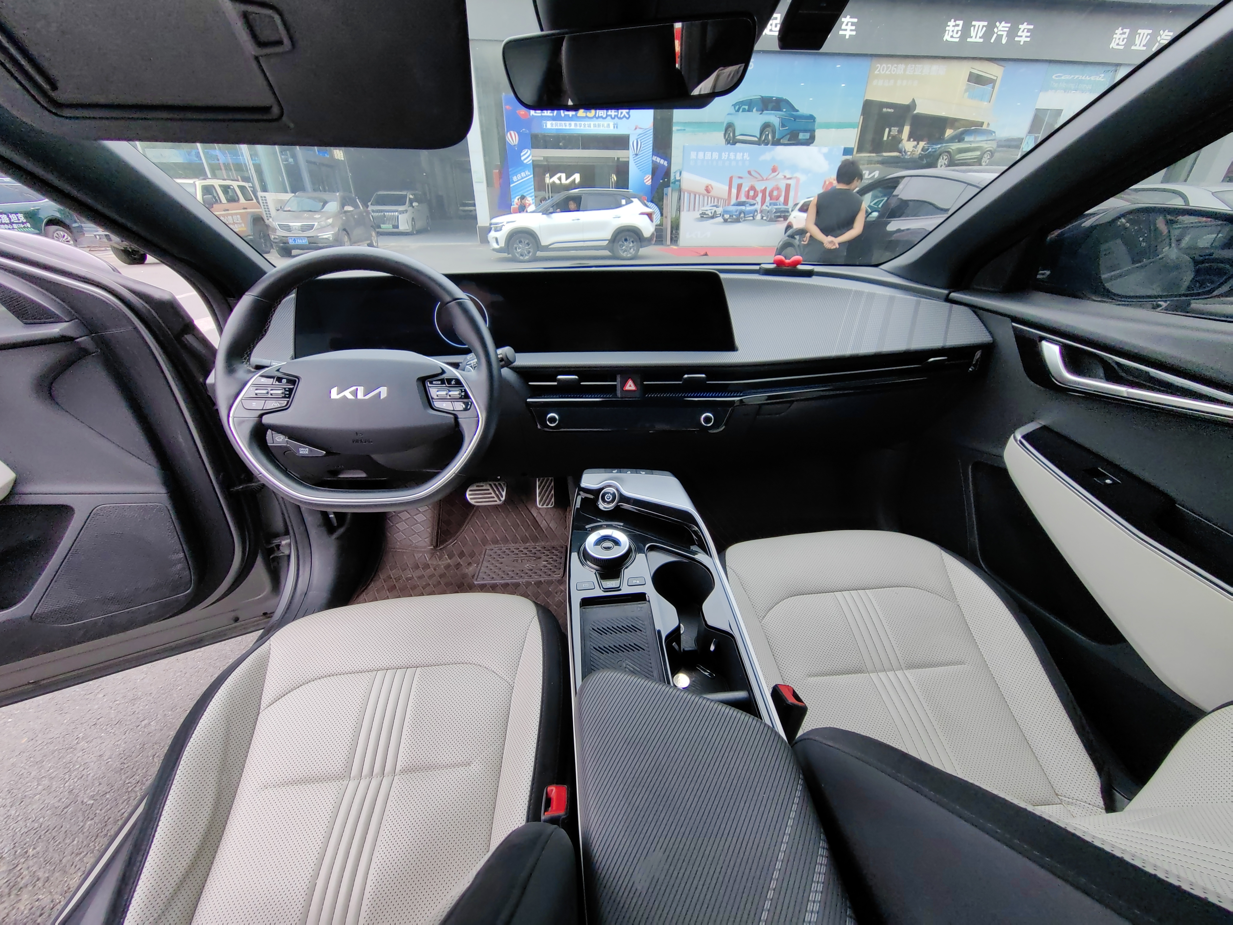 起亚 起亚EV6 2023 汽车图片 #14