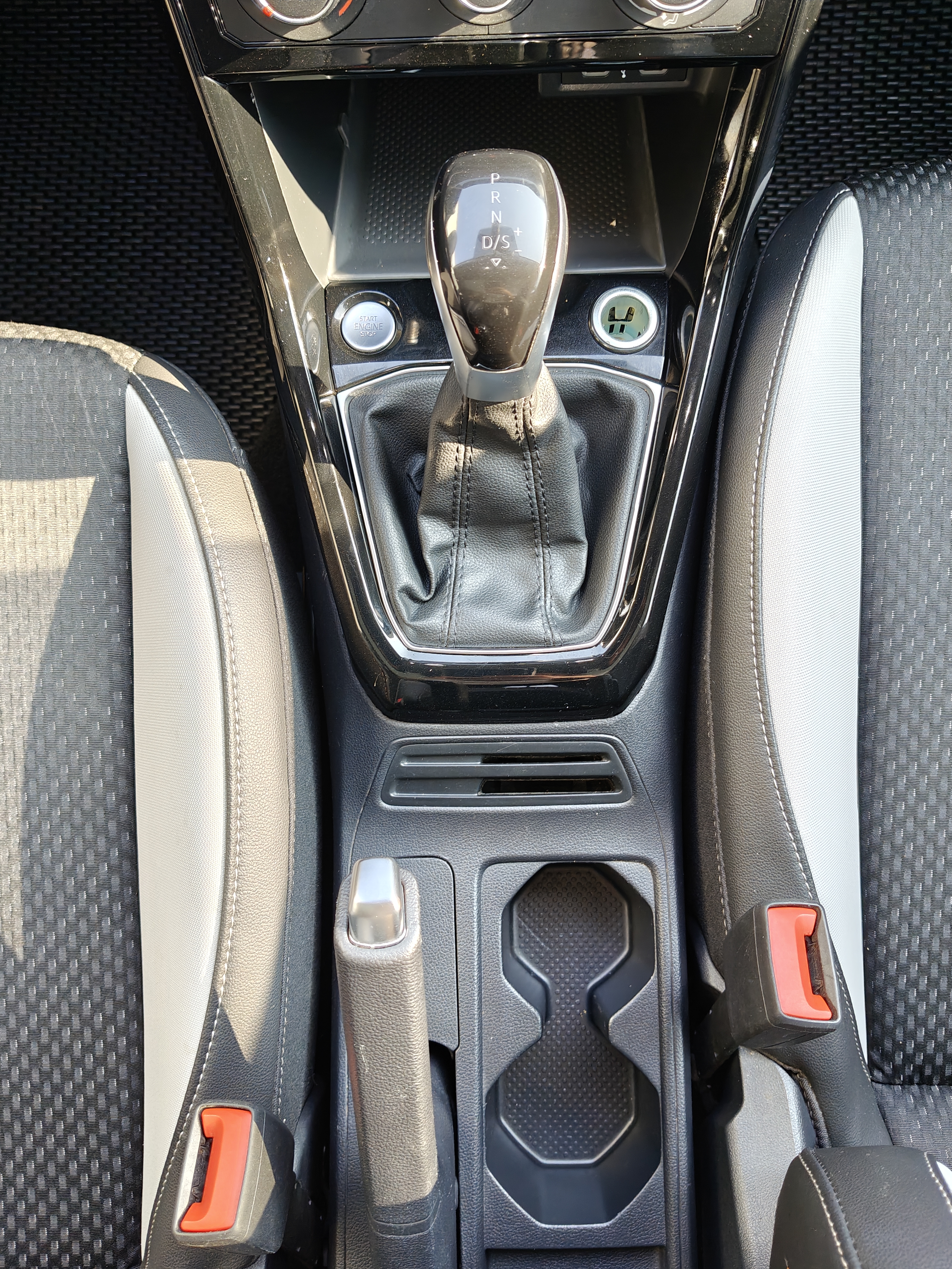 Volkswagen Tacqua 2023 car image #14