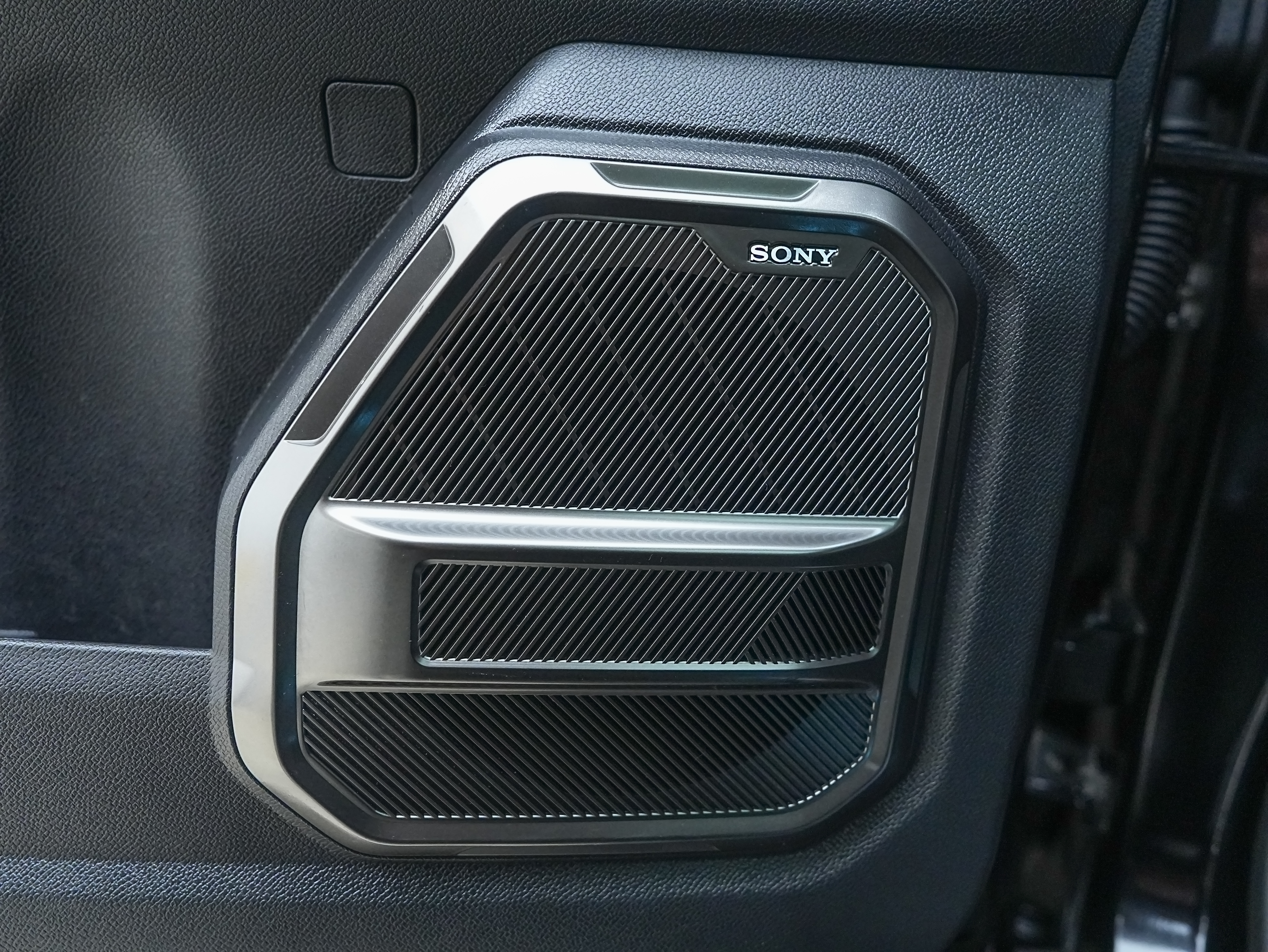 Jetour Traveller 2024 car image #14