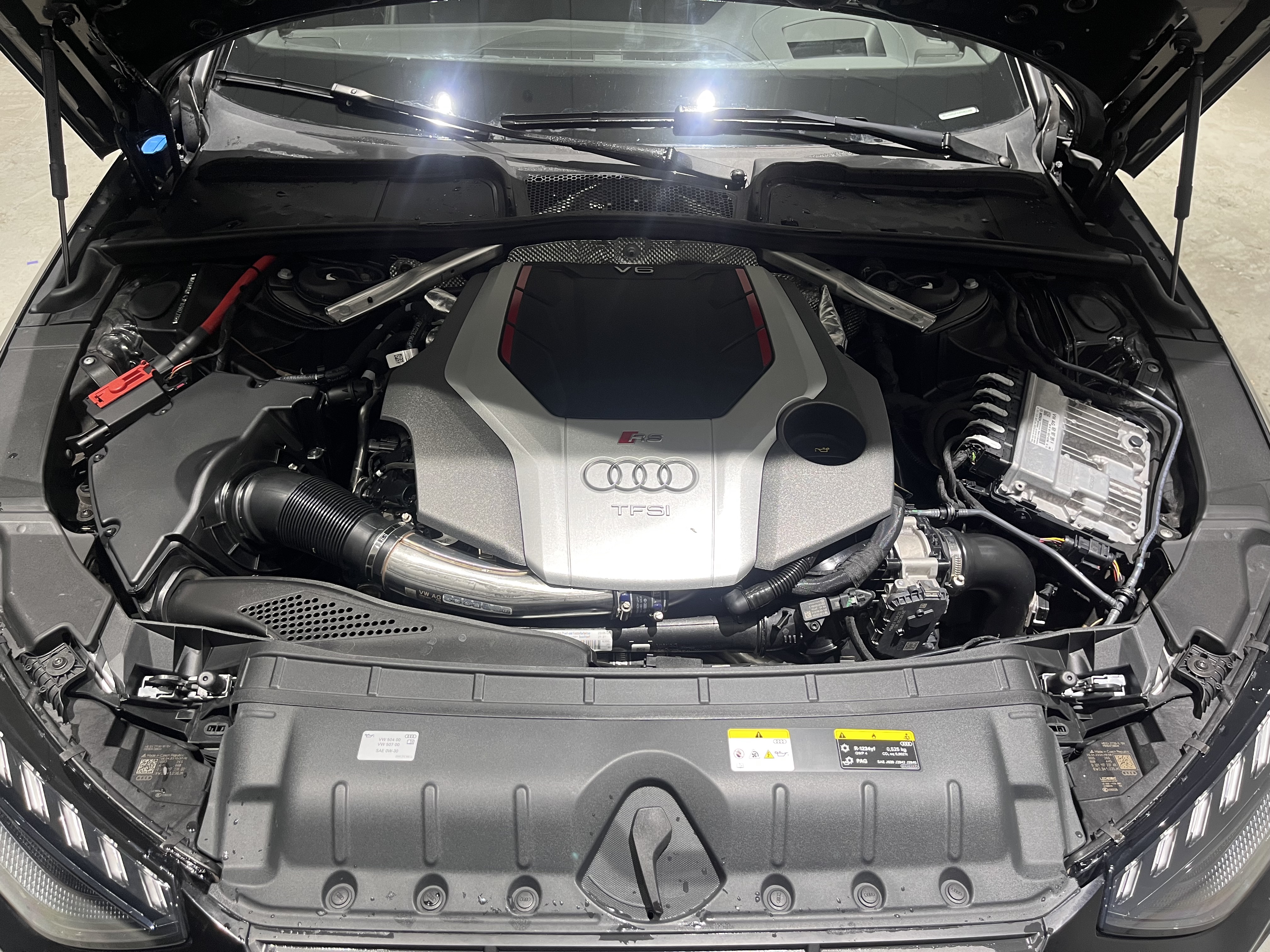 Audi RS 4 2024 car image #14