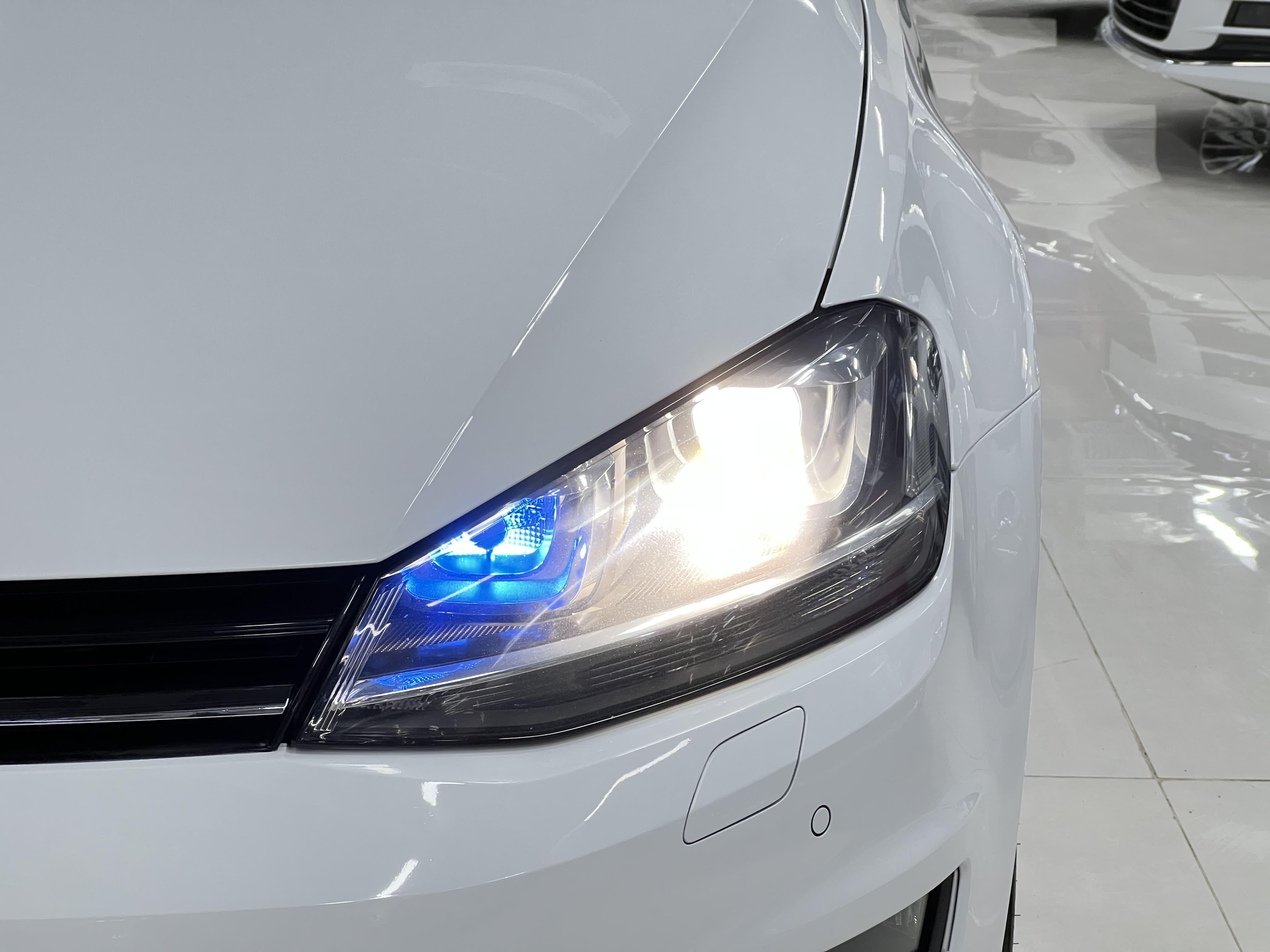 Volkswagen Golf 2015 car image #14