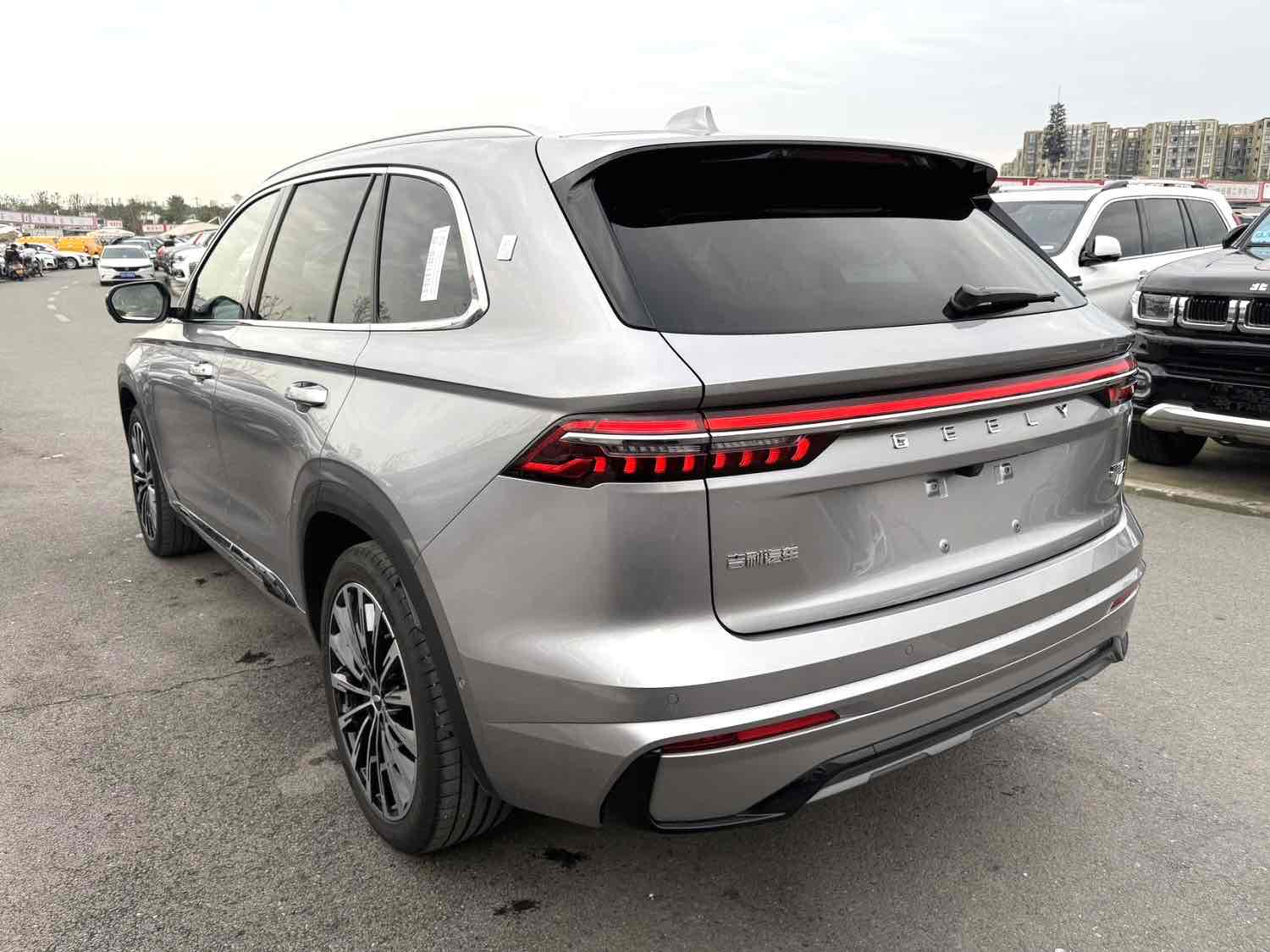 GEELY Monjaro MHEV 2023 #14 GEELY Monjaro MHEV 2023 car image #14