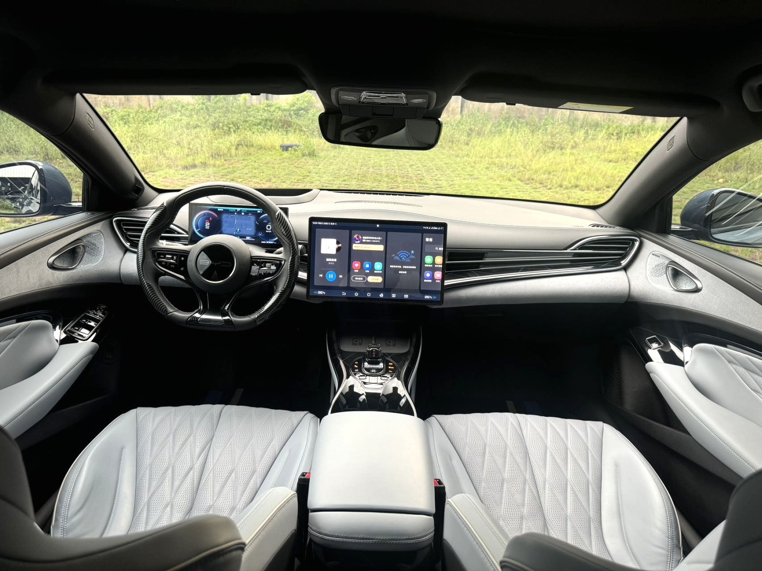 BYD SongL EV 2024 immagine di auto #14