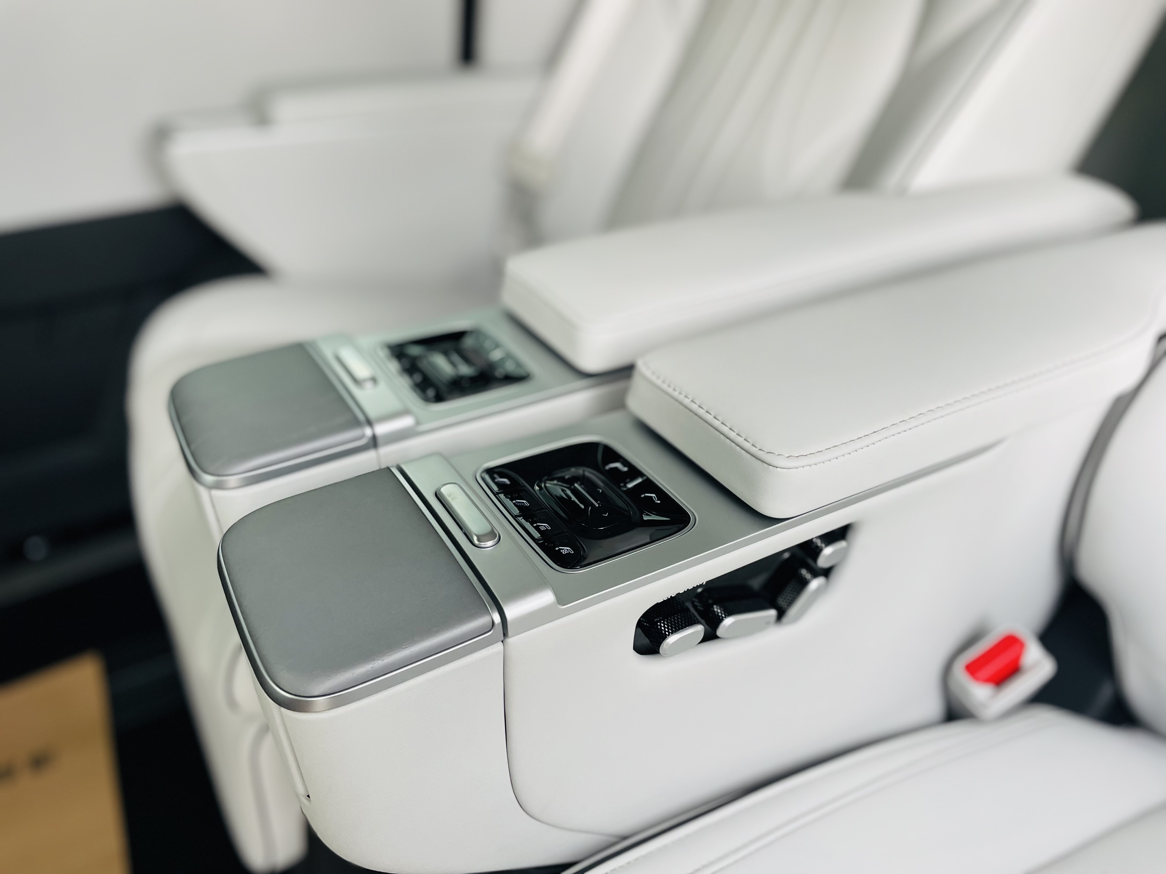 小鹏 小鹏X9 2025 汽车图片 #14