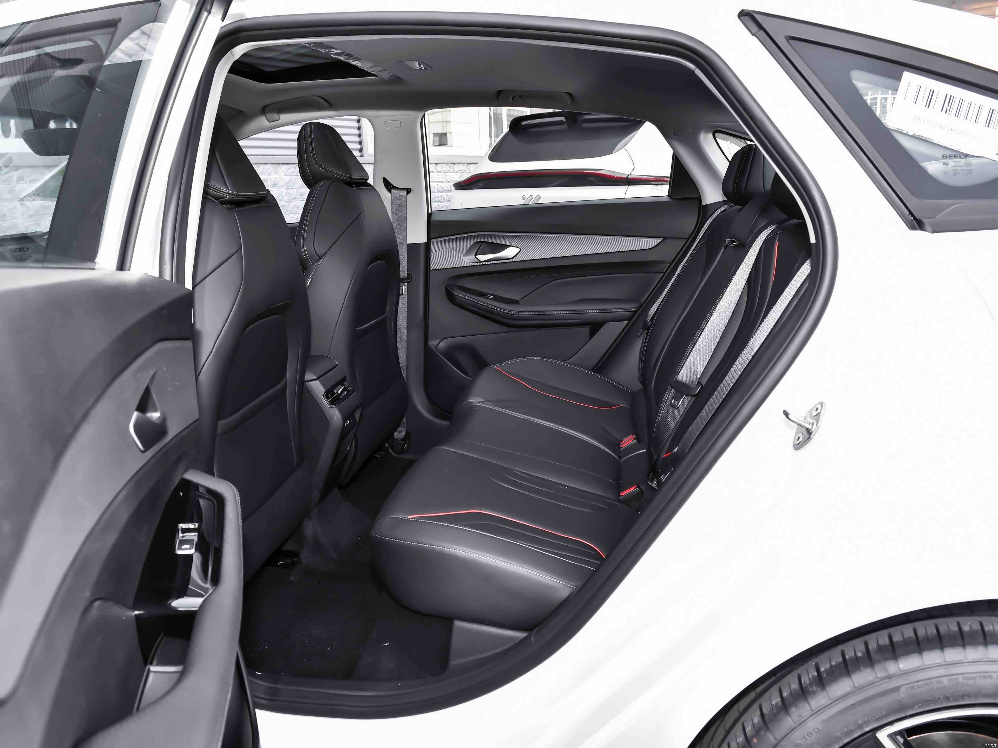 GEELY Binray 2026 #14 GEELY Binray 2026 car image #14