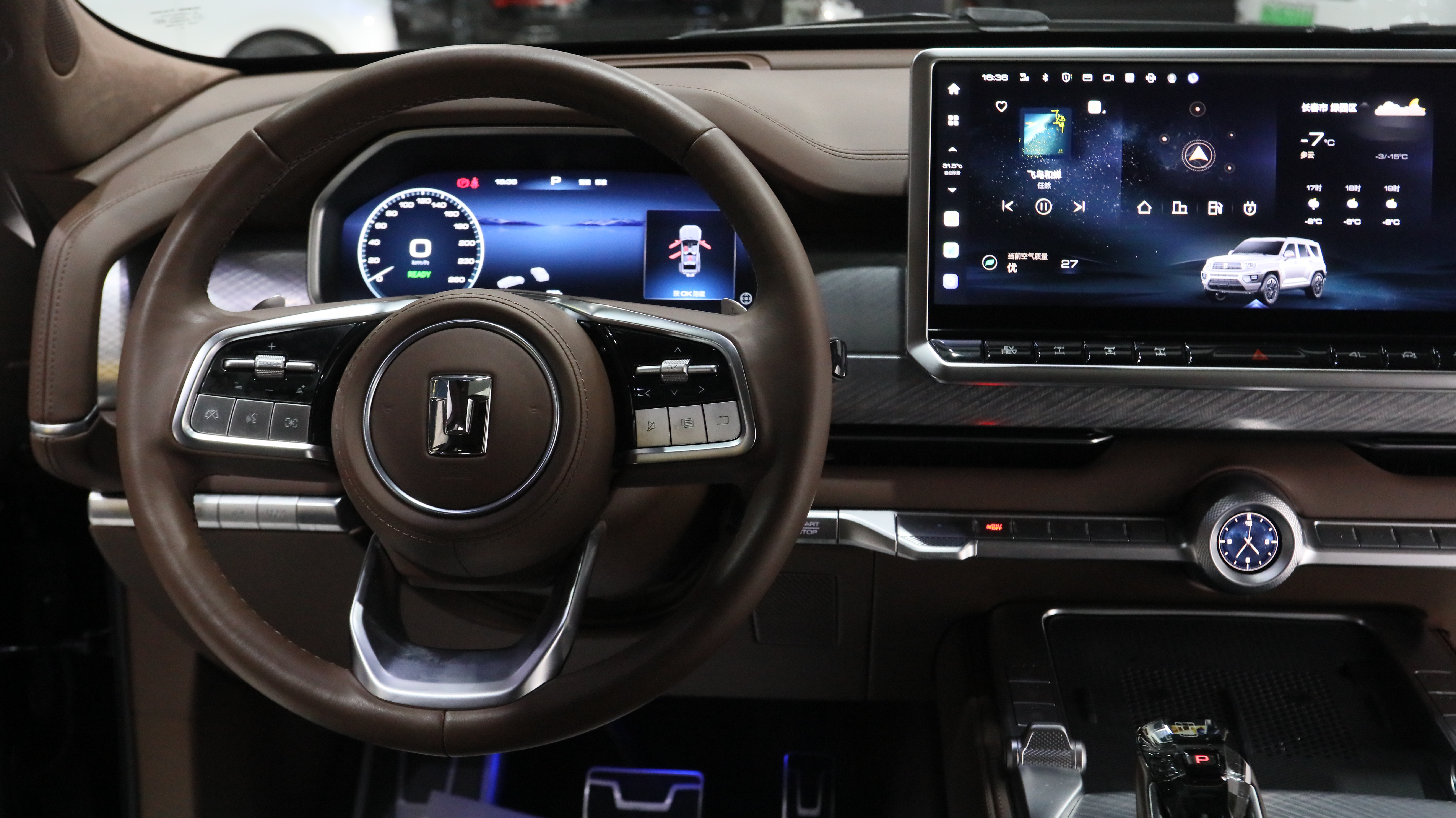 Tank 700 New Energy 2024 immagine di auto #14