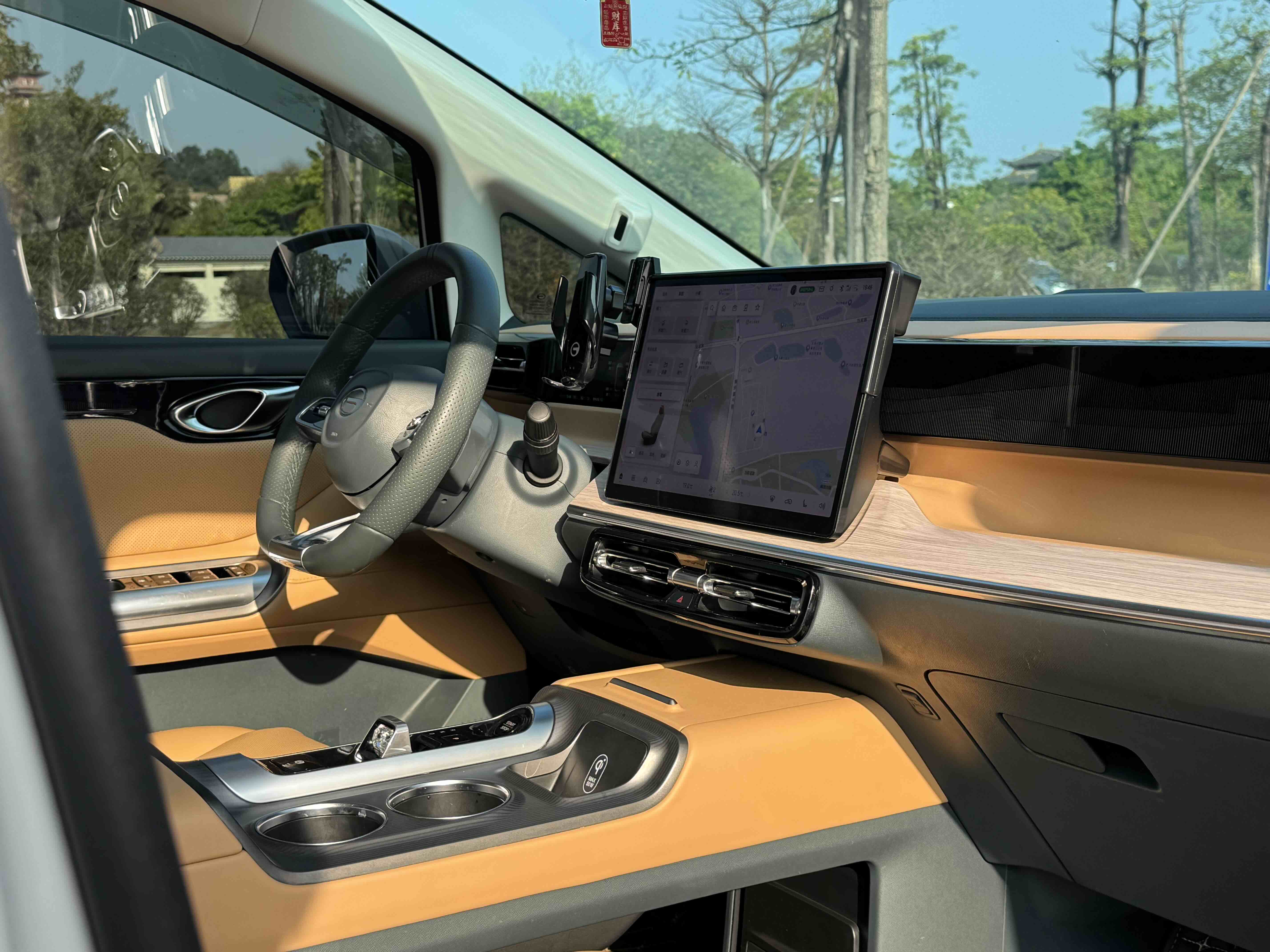 GAC Trumpchi E8 New Energy 2024 car image #14