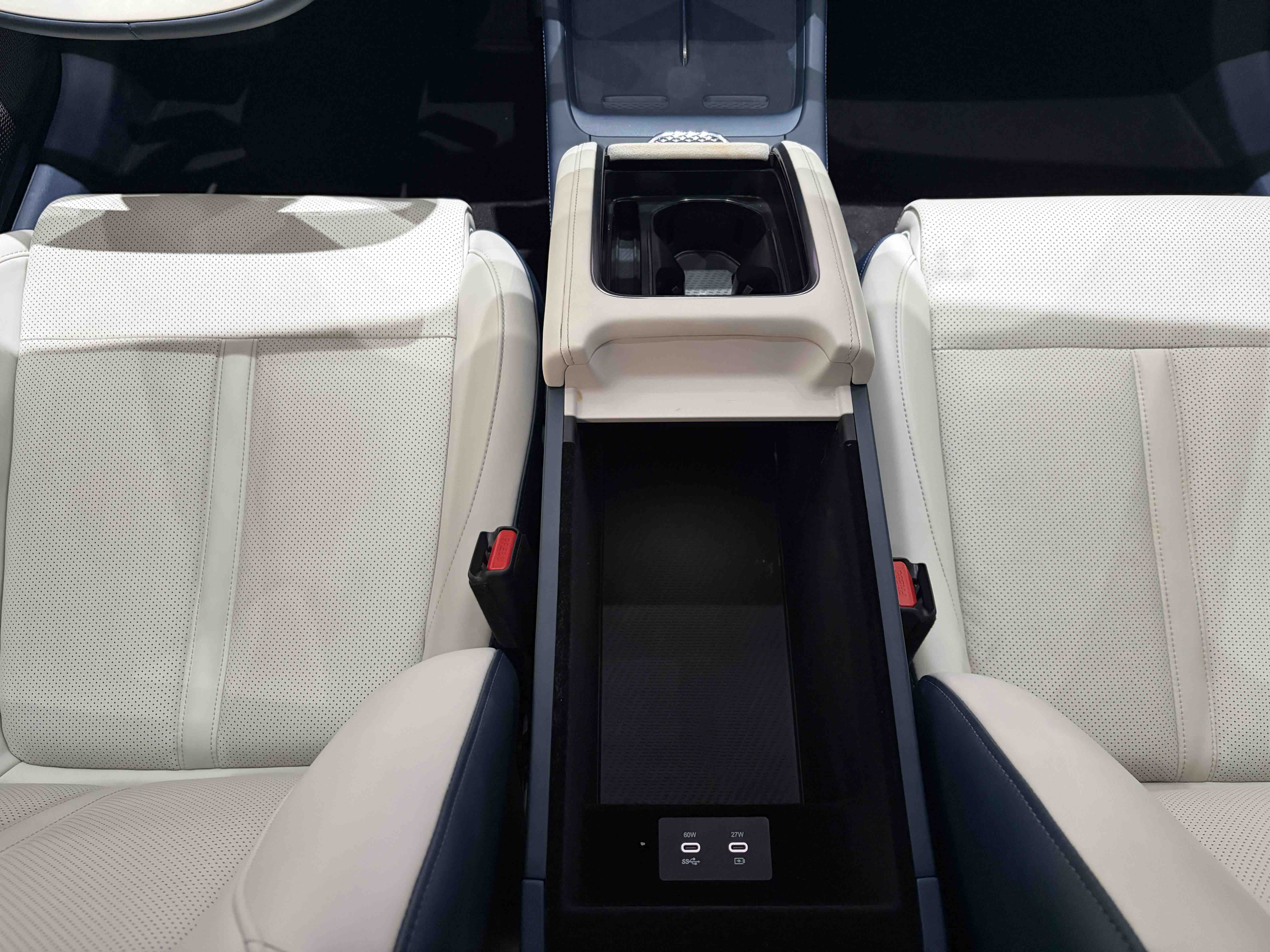 极氪 极氪007 2024 汽车图片 #14