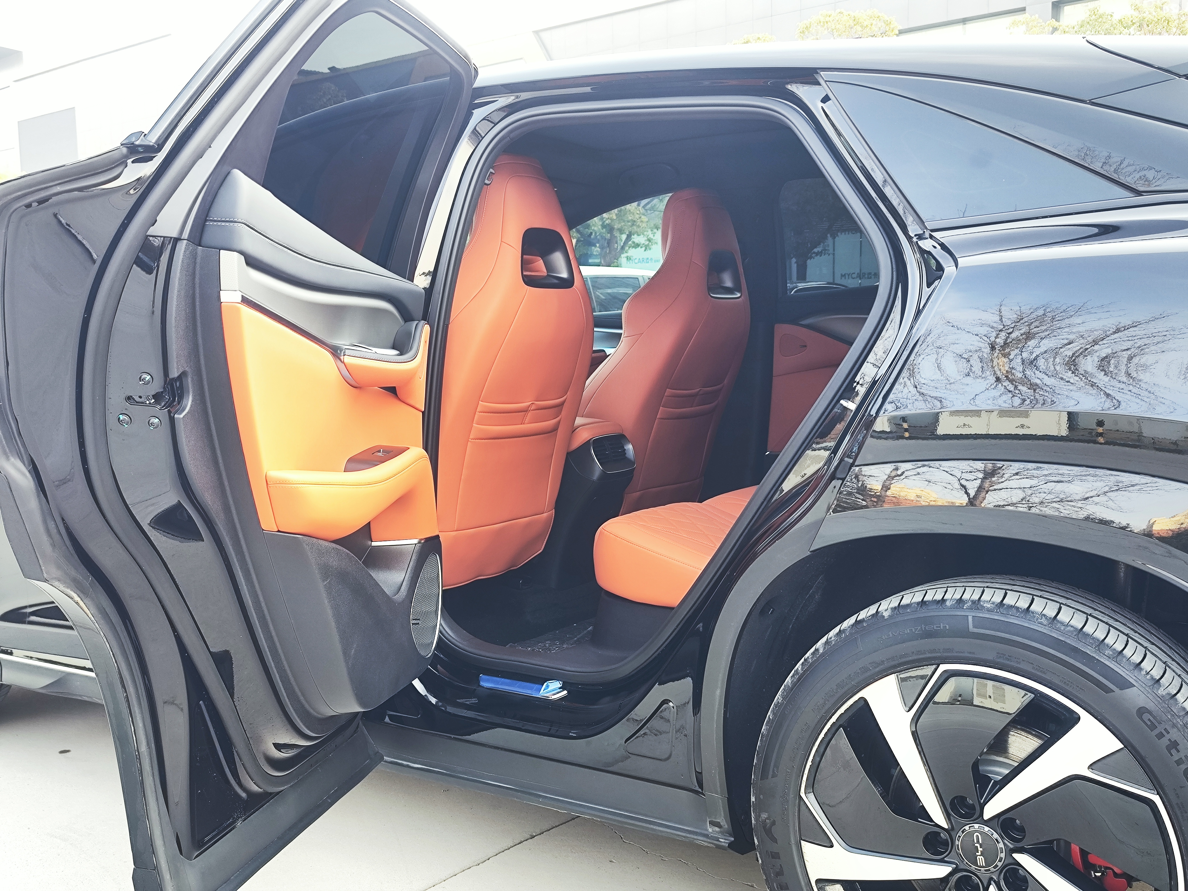 BYD Sea Lion 07 EV 2024 car image #14