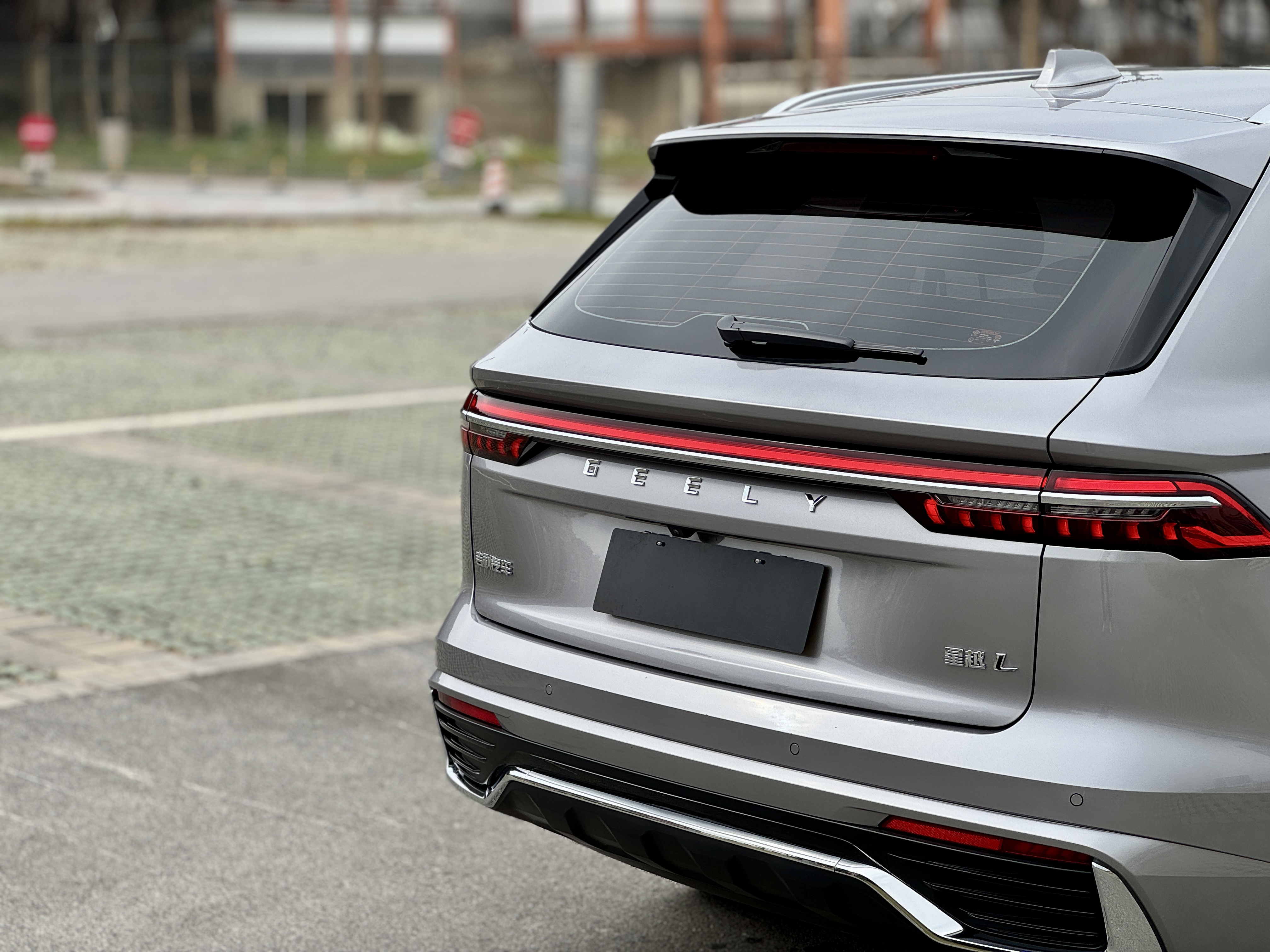 GEELY Monjaro 2024 car image #14