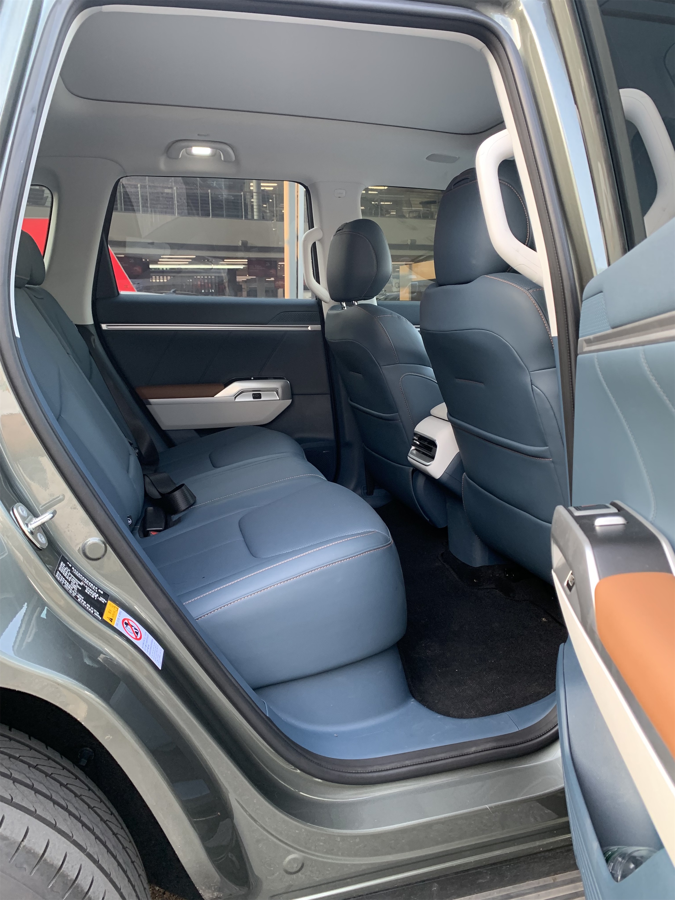 Deepal G318 2024 car image #14