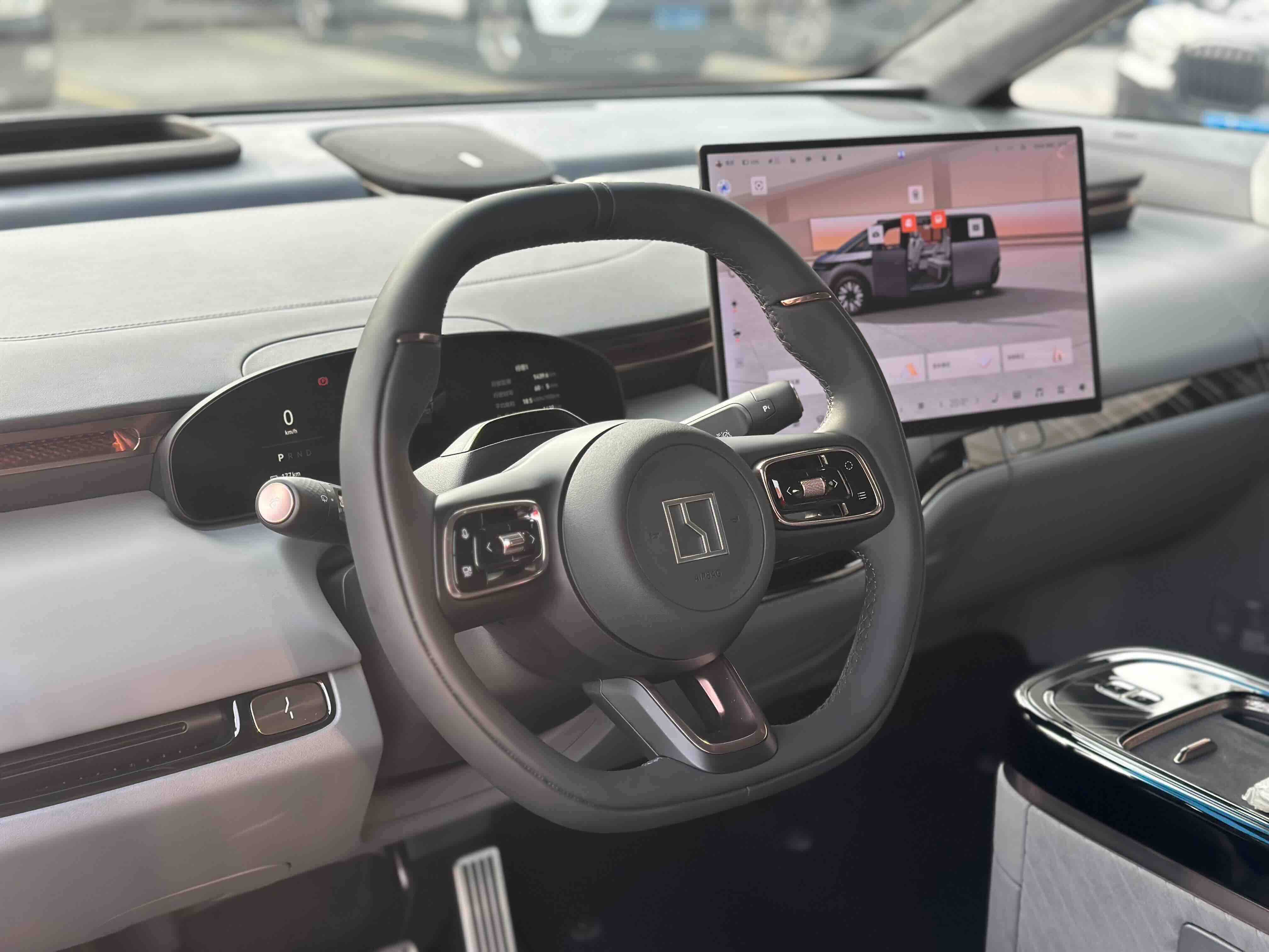 Zeekr MIX 2024 صورة سيارة #14