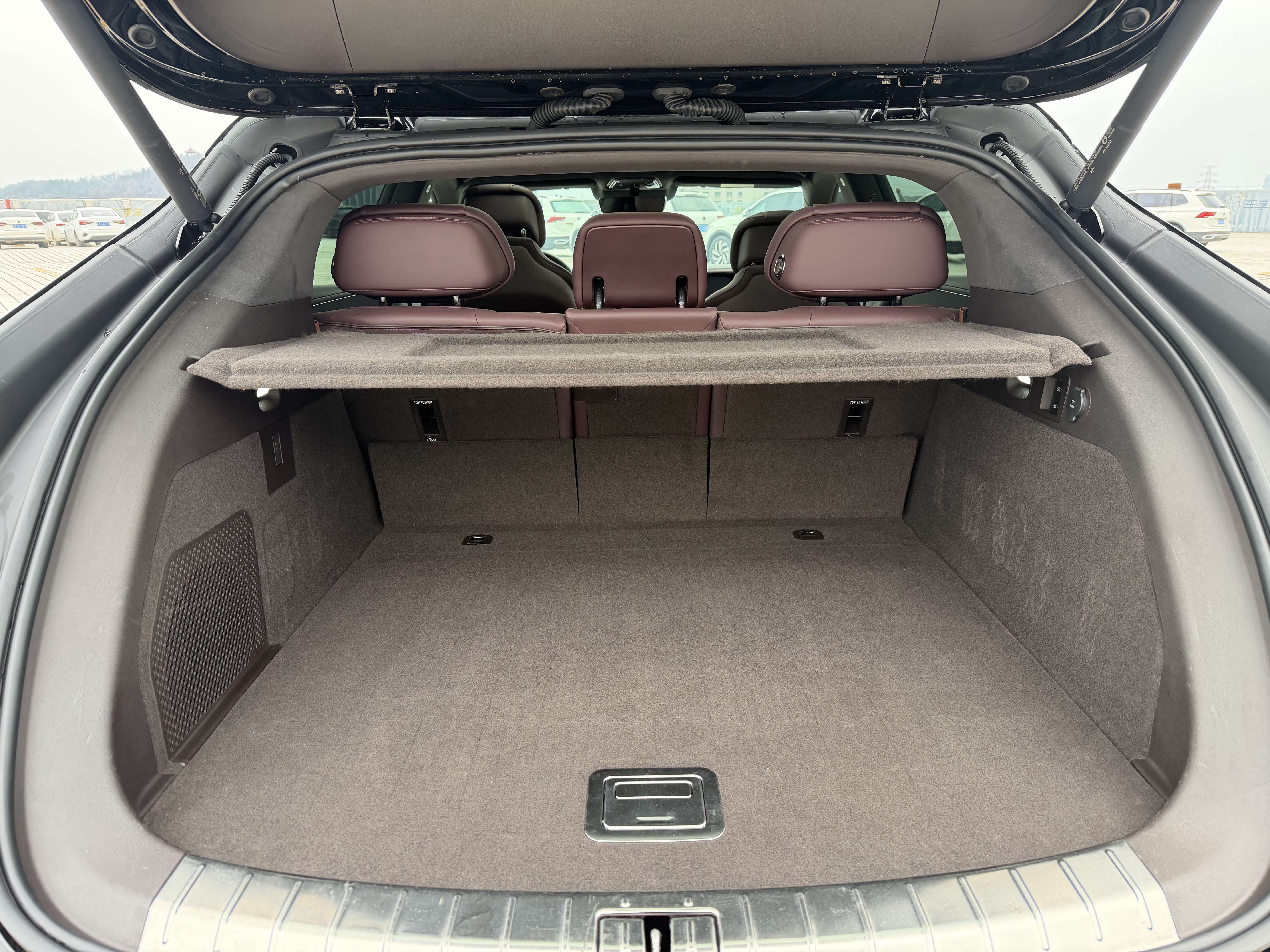 Denza Z9GT 2025 car image #14