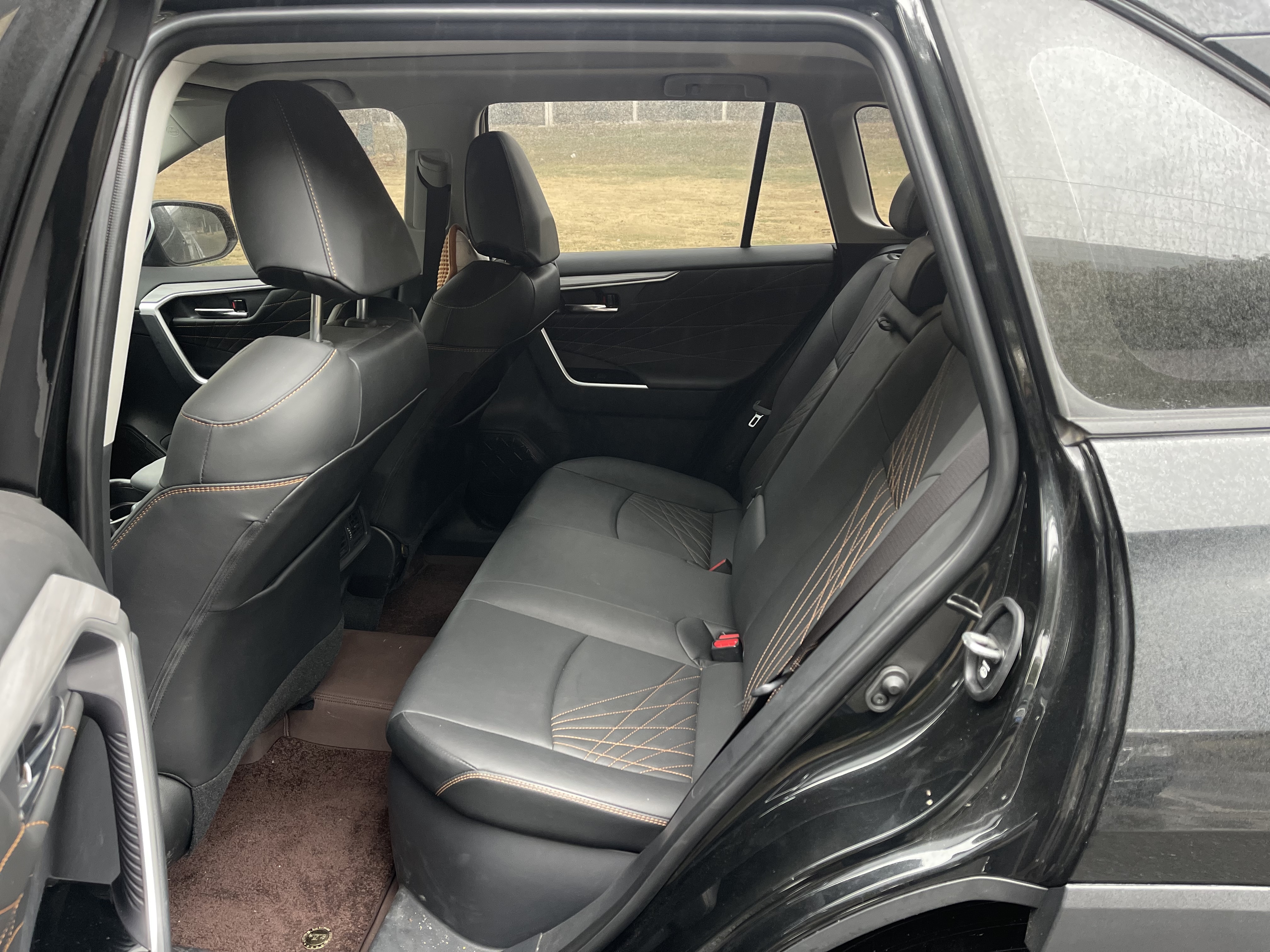 Toyota RAV4 2025 car image #14