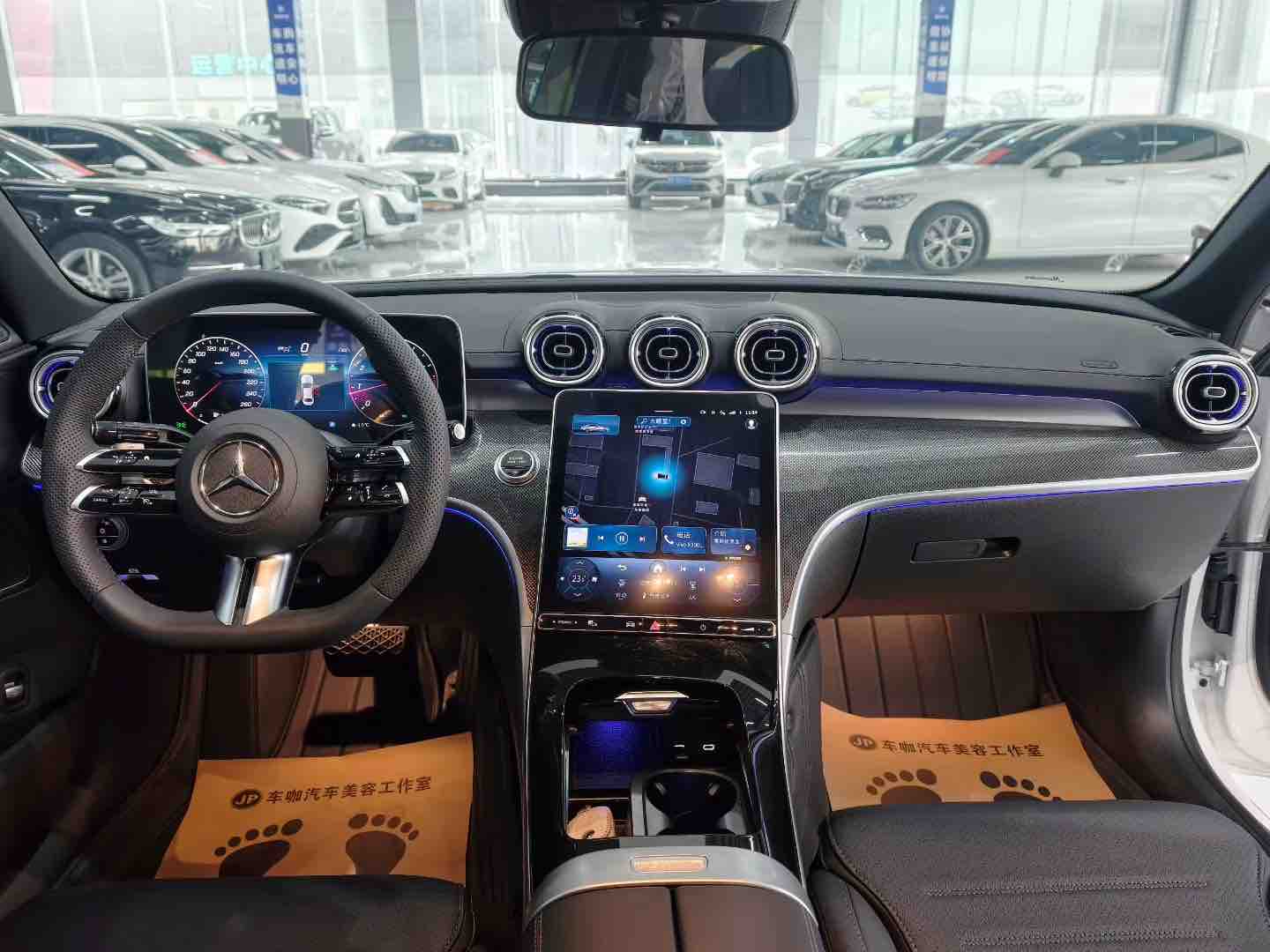 Mercedes-Benz C Class 2025 car image #14