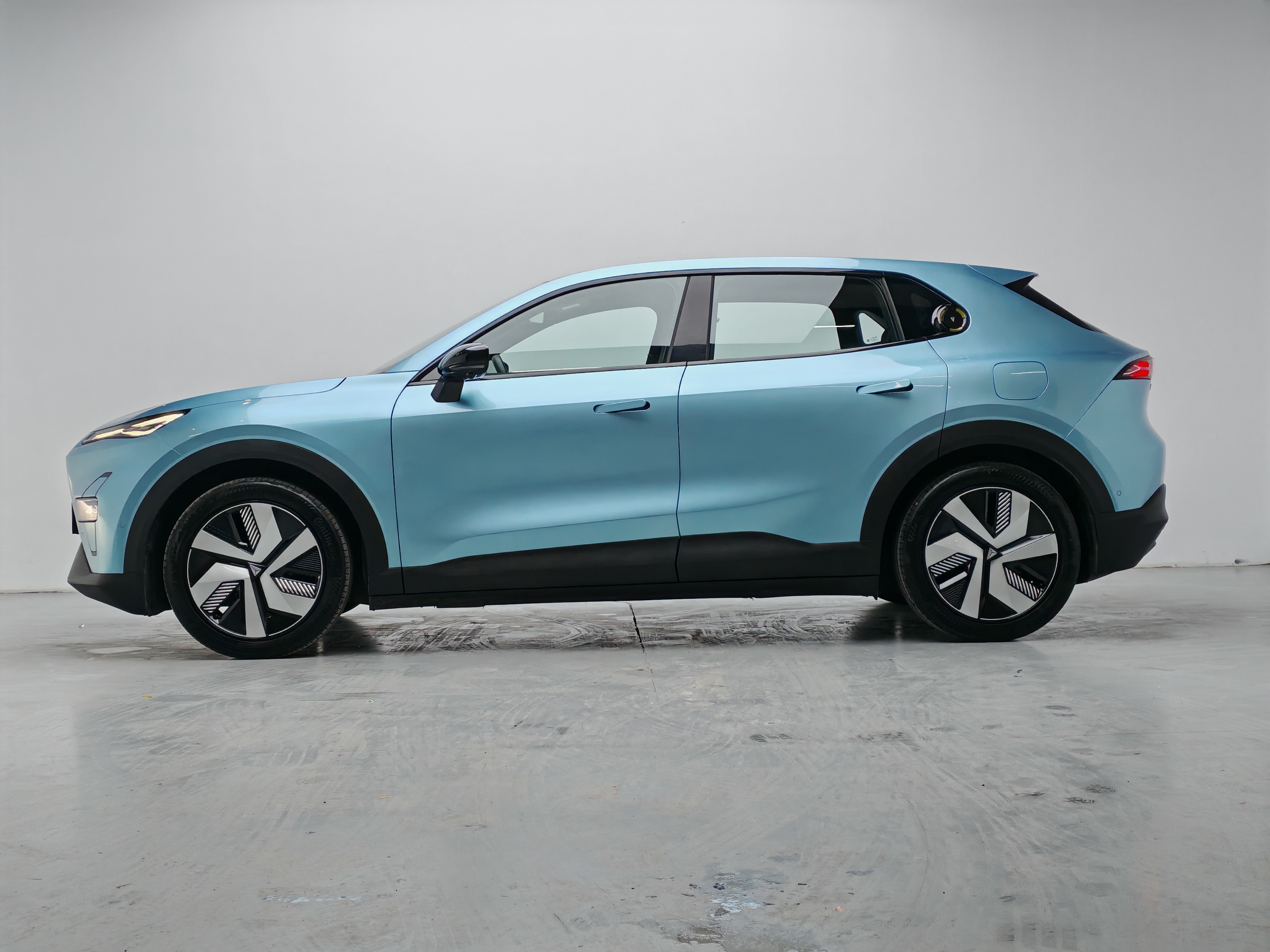 Deepal S05 2024 car image #14