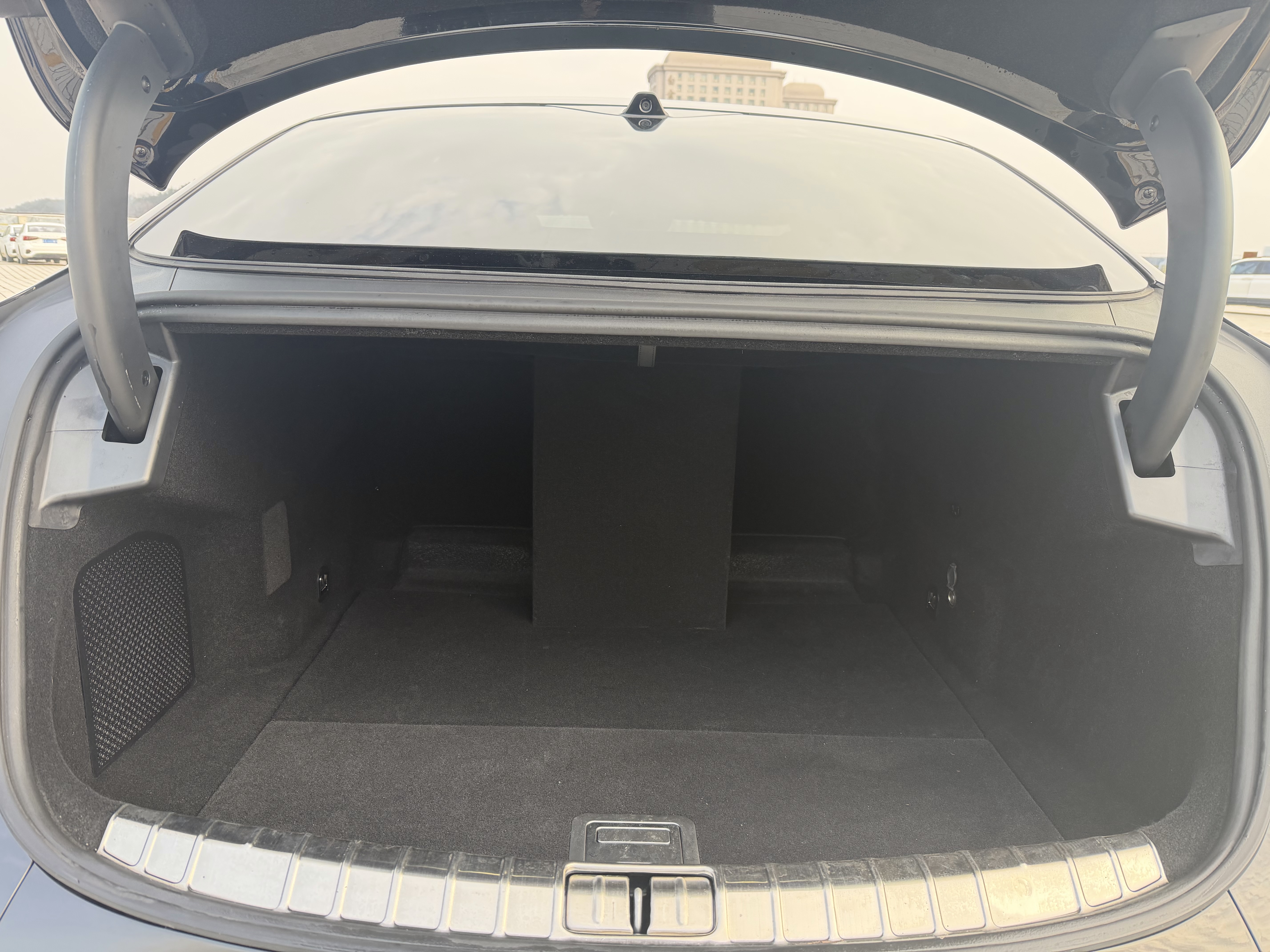 Denza Z9 2024 car image #14