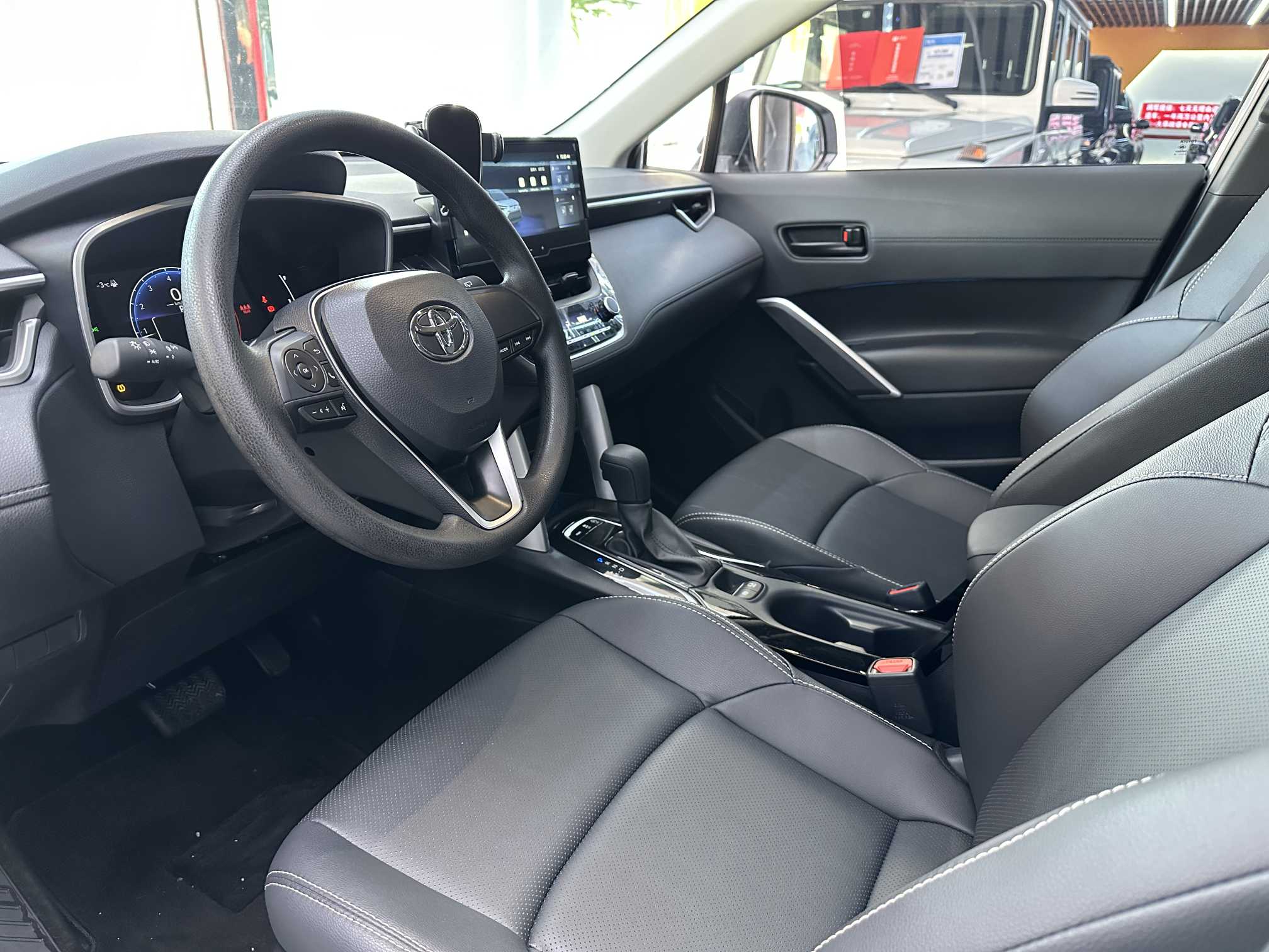 丰田 锋兰达 2025 汽车图片 #14