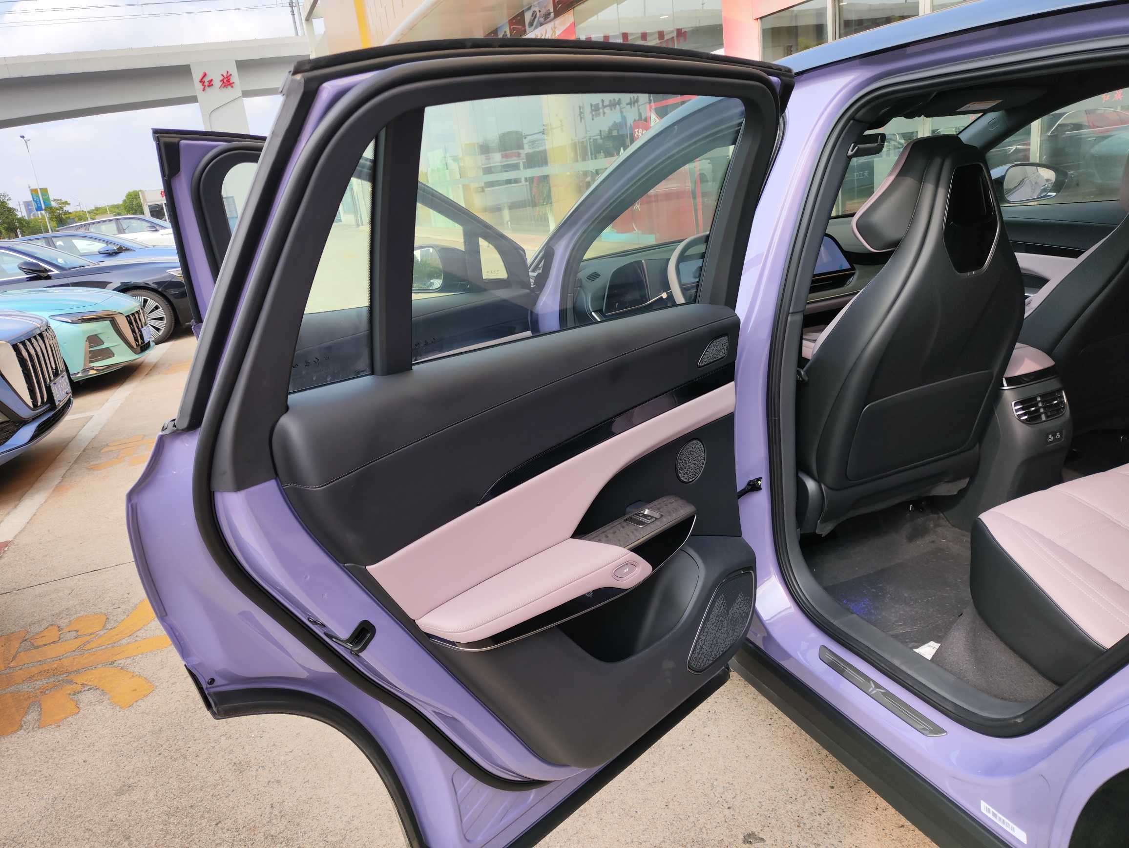 HongQi TianGong 08 2025 #14 HongQi TianGong 08 2025 car image #14