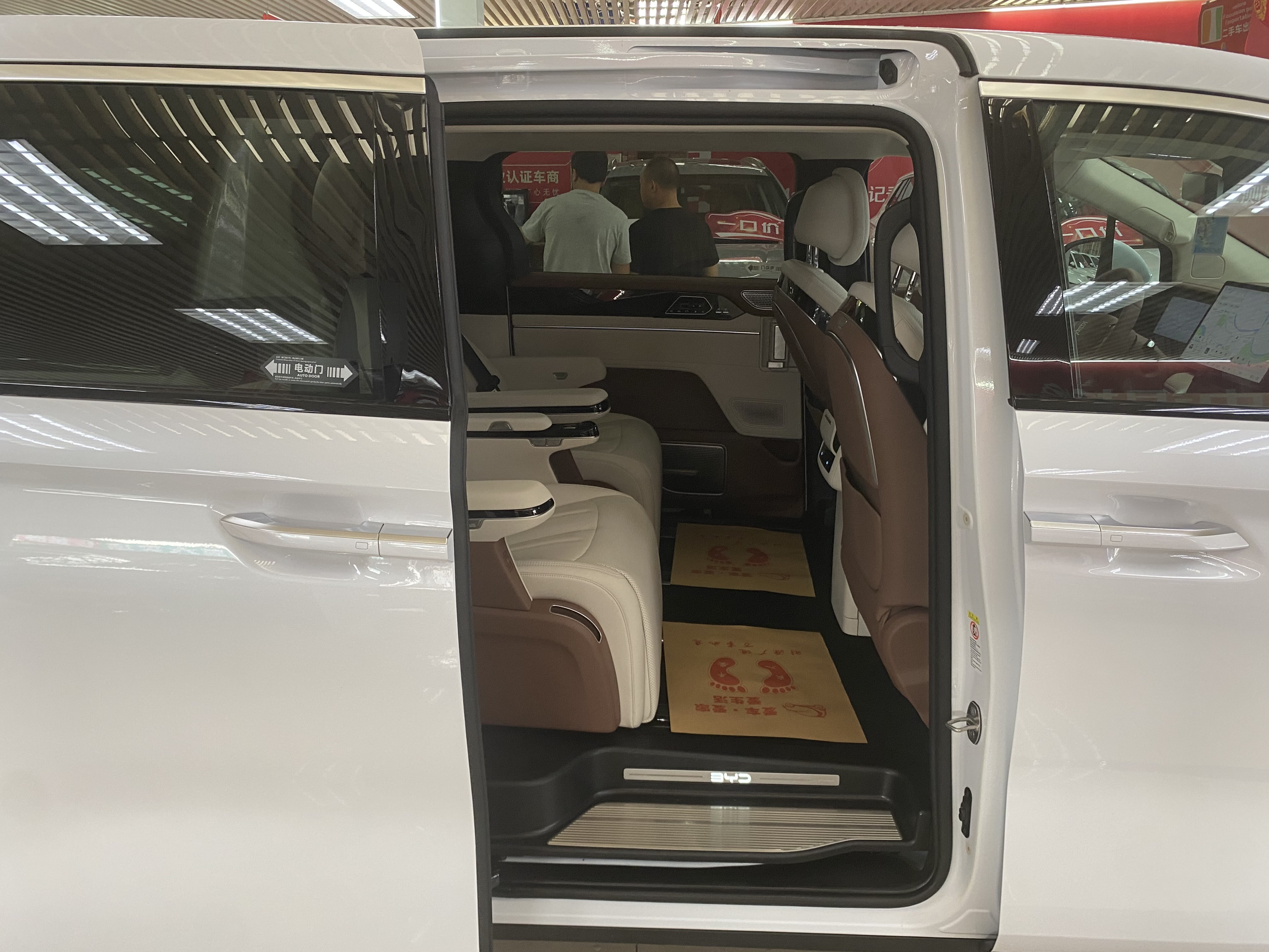 BYD Xia 2025 car image #14