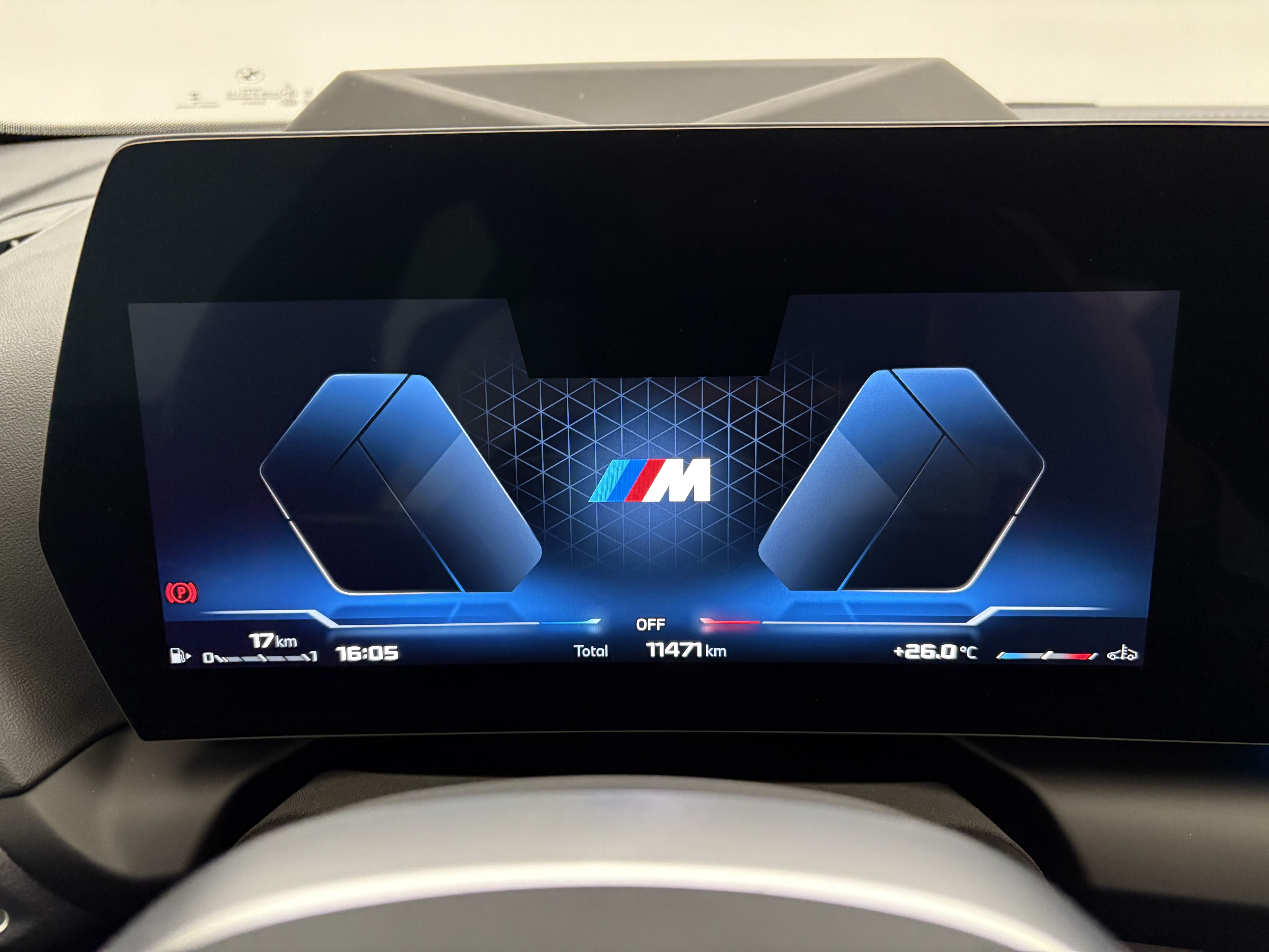 BMW M235L 2024 #14 BMW M235L 2024 car image #14